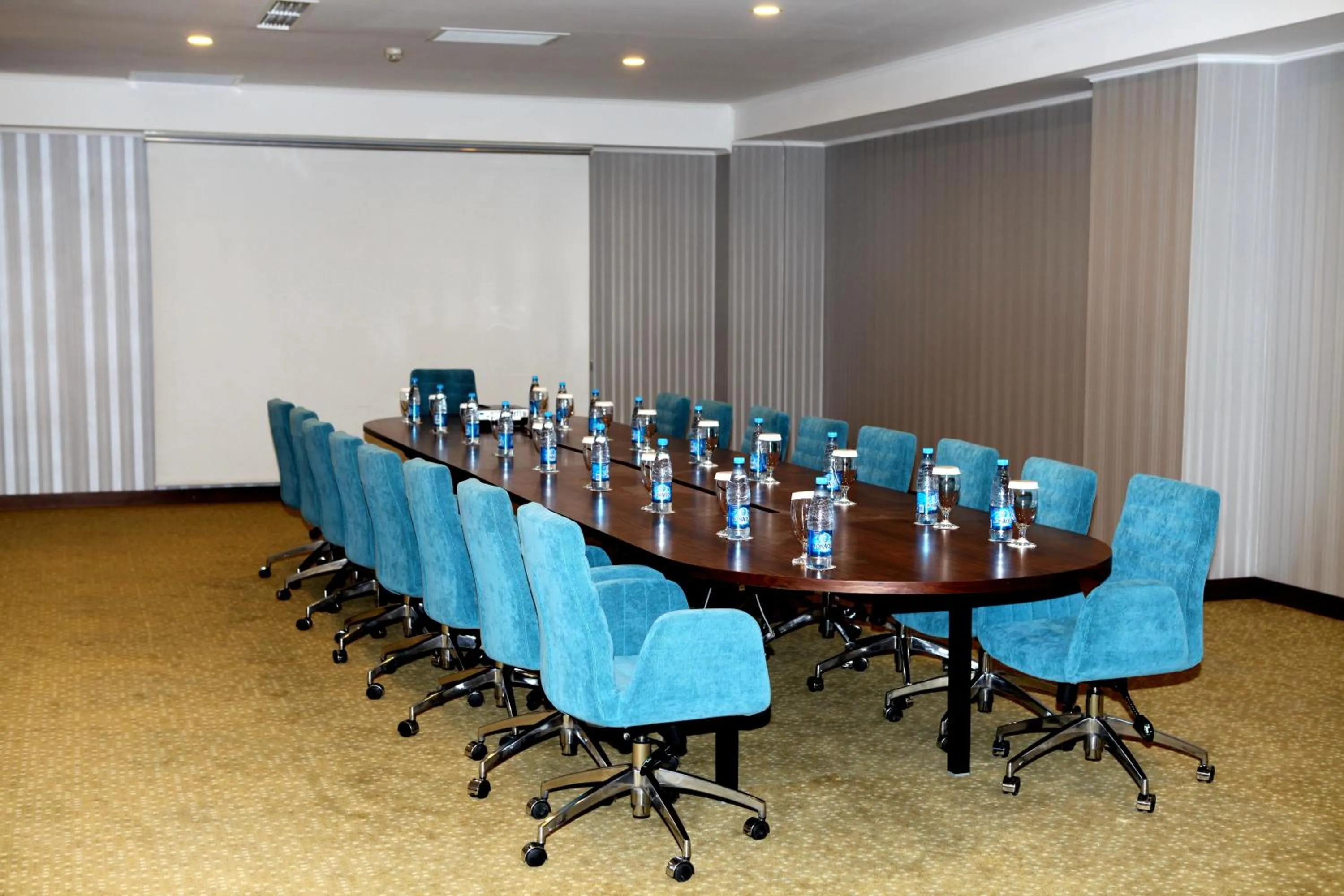 Business facilities in Vego Hotel