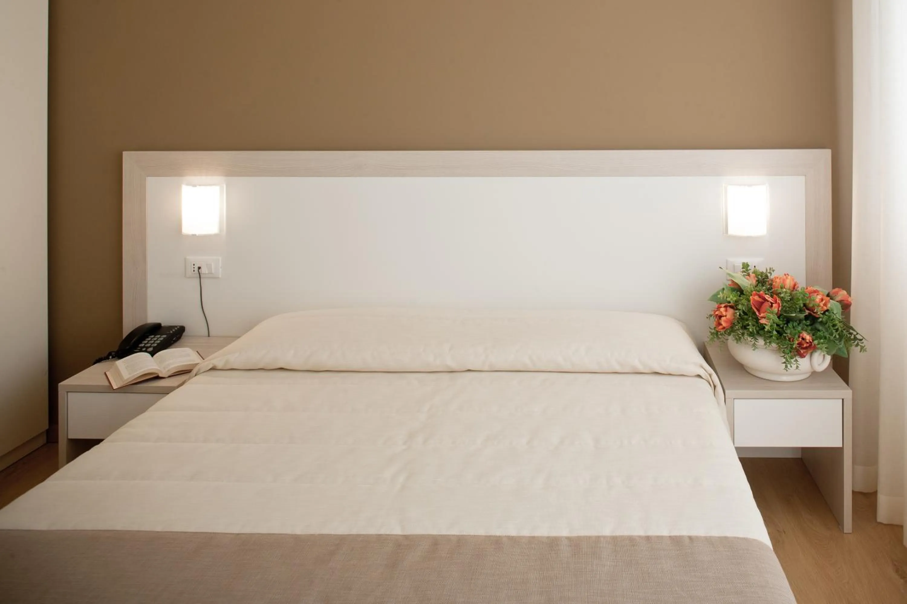 Bed in Hotel Canarie