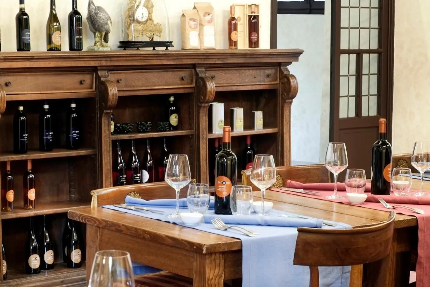 Restaurant/places to eat in Relais La Torre