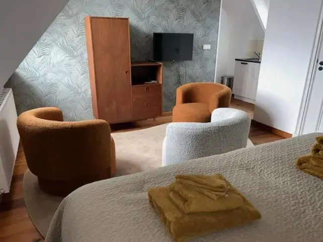 Comfort Double or Twin Room Without Kitchenette in Hotel Stadsherberg Sneek Comfort Double or Twin Room Without Kitchenette in Hotel Stadsherberg Sneek