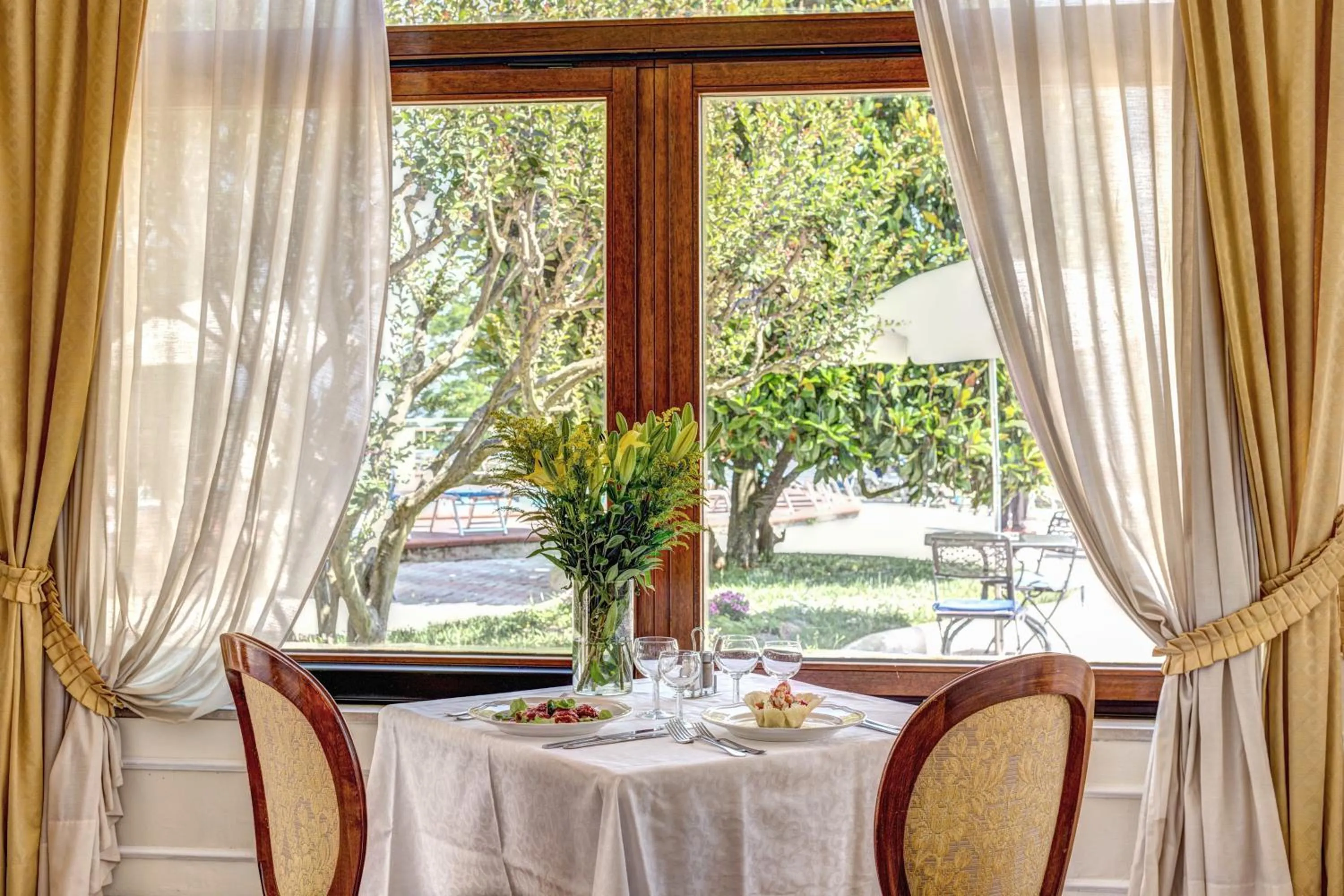 Restaurant/places to eat in Villa Romita