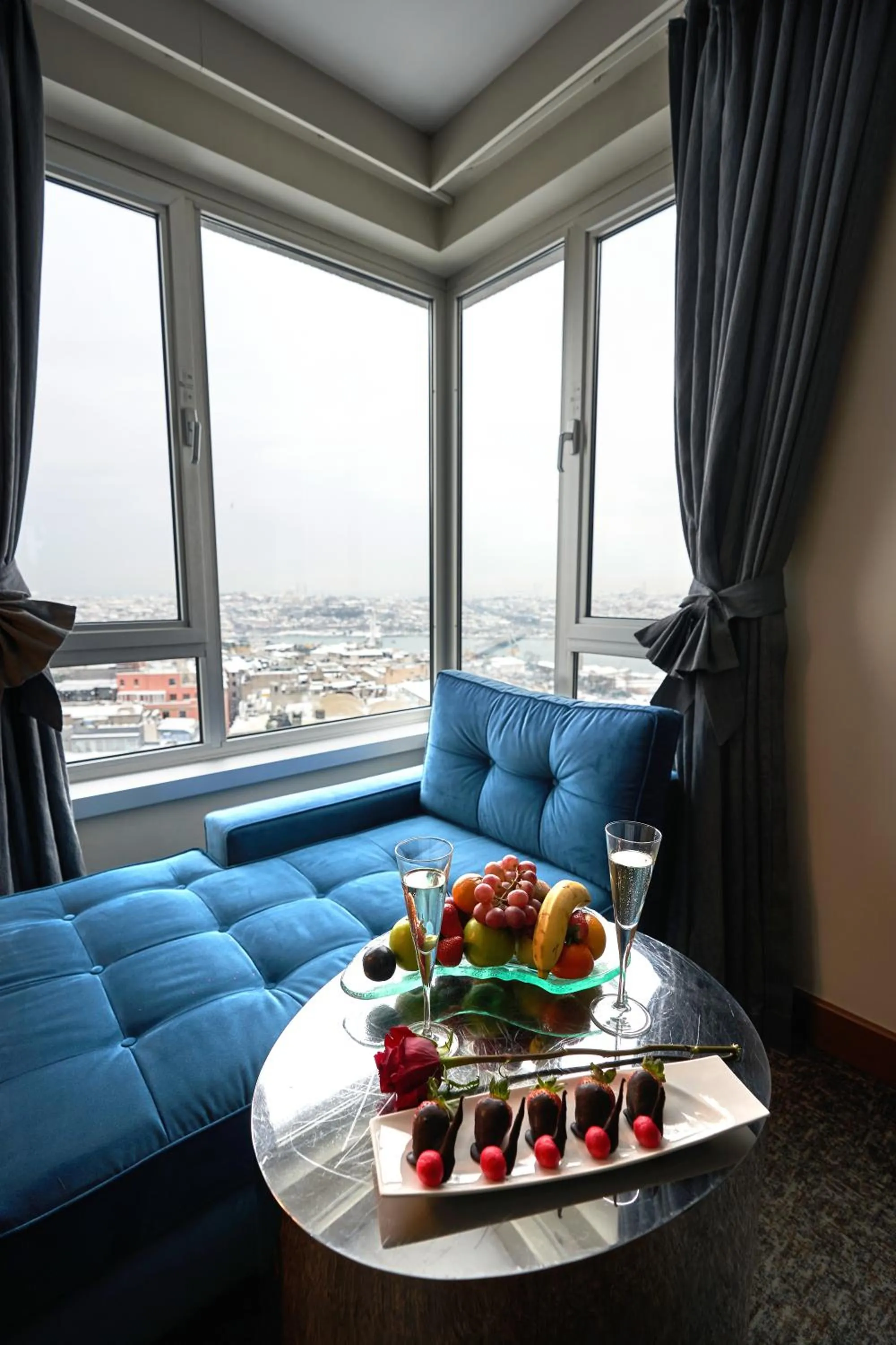 Food and drinks in The Marmara Pera