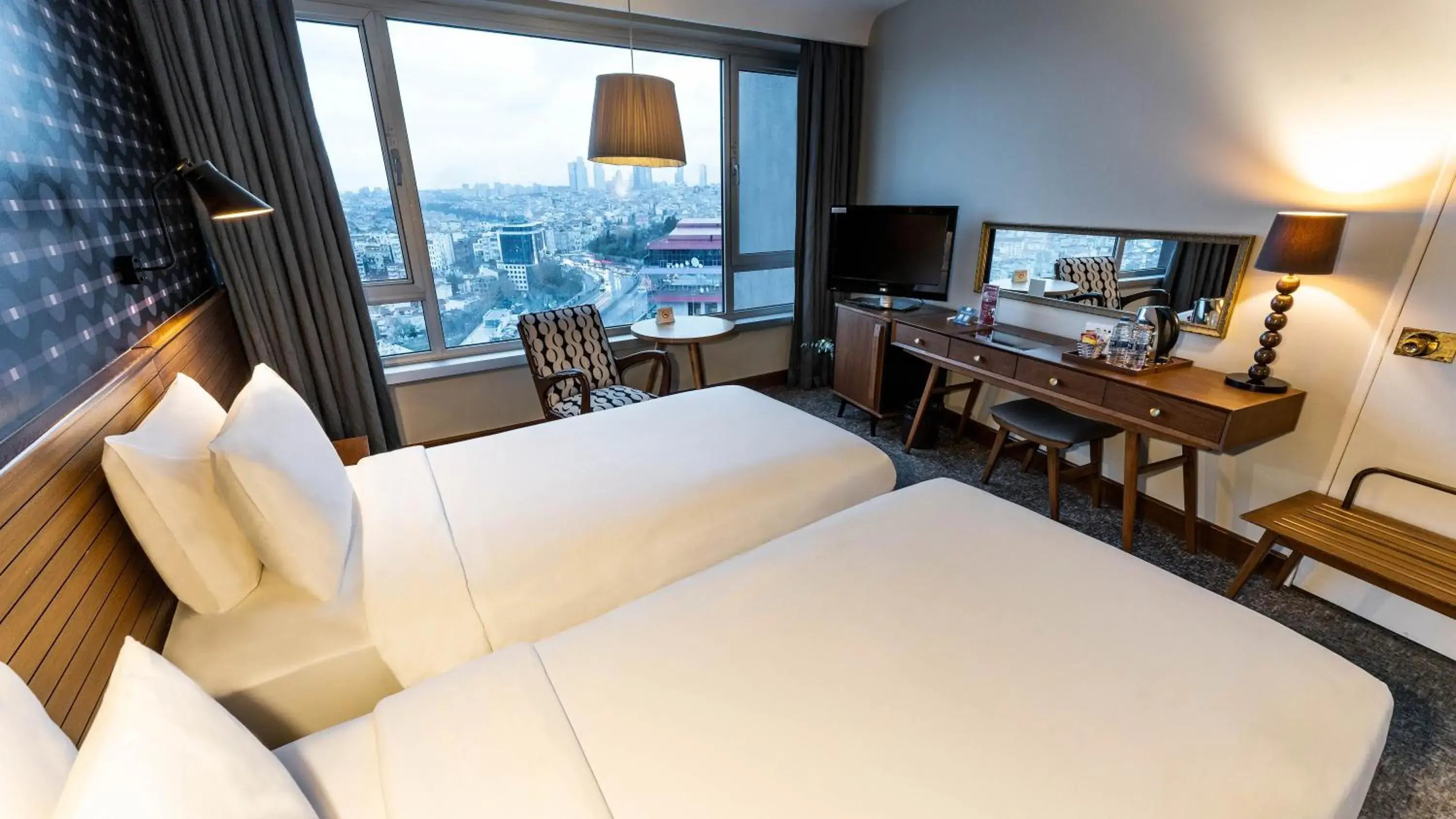 City view, Bed in The Marmara Pera City view, Bed in The Marmara Pera