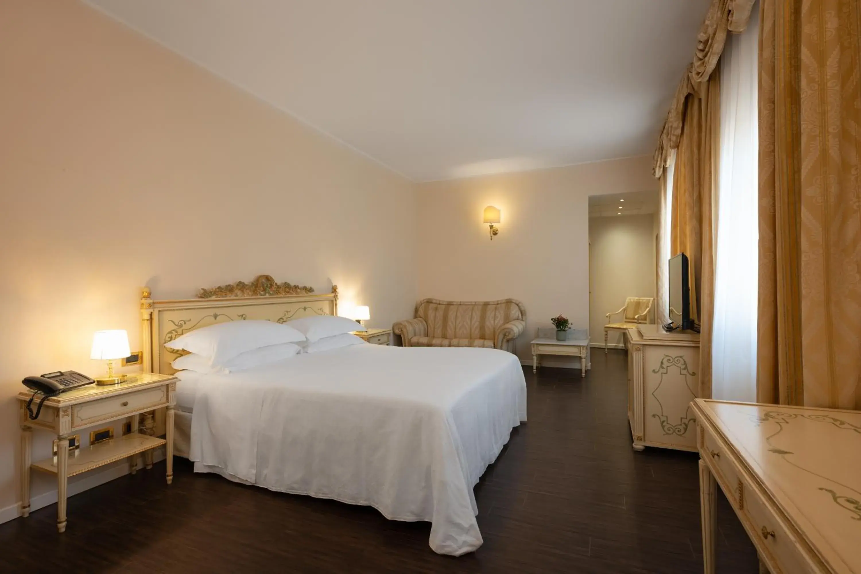 Bedroom, Bed in Hotel Stendhal Bedroom, Bed in Hotel Stendhal