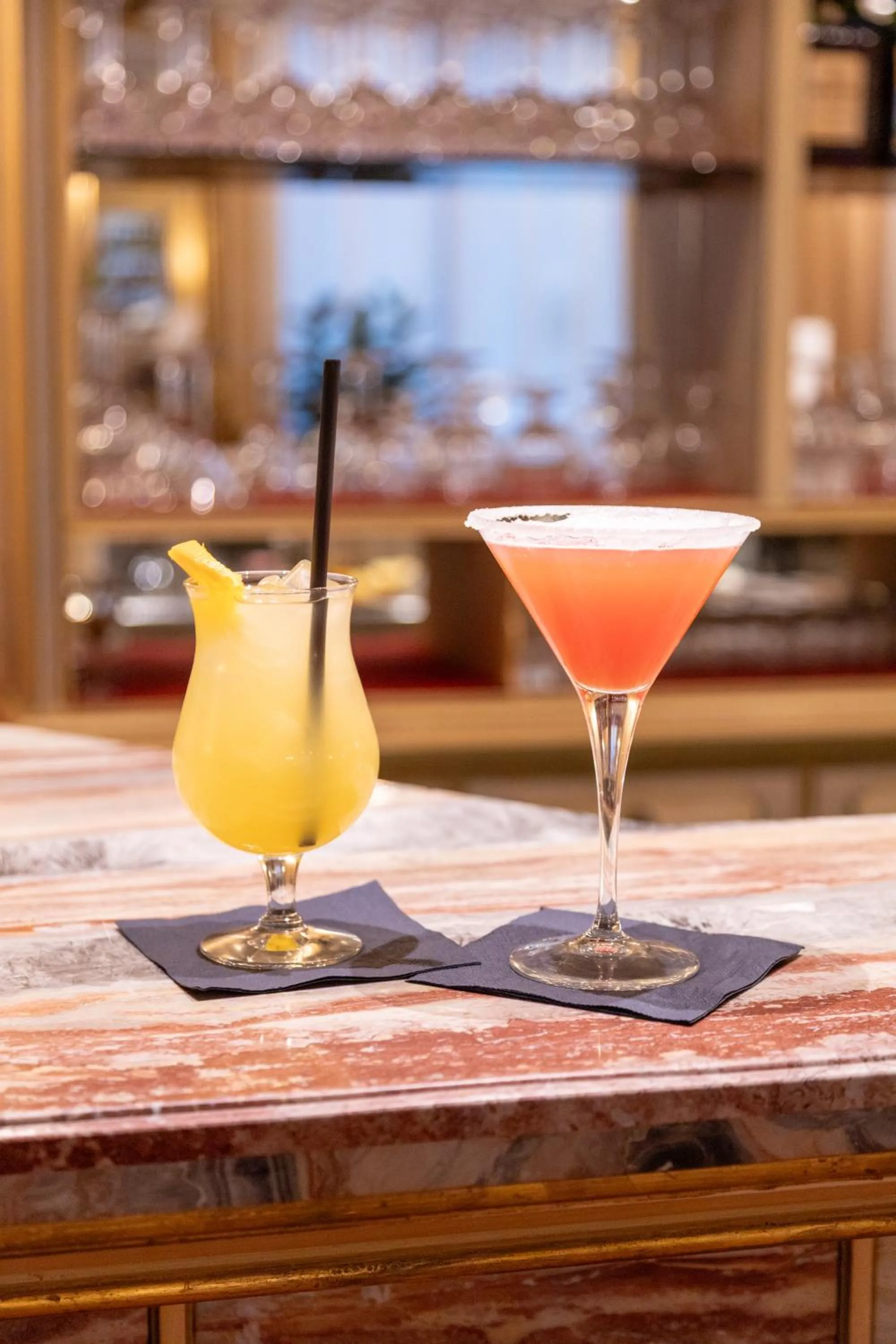 Restaurant/places to eat in Hotel Stendhal