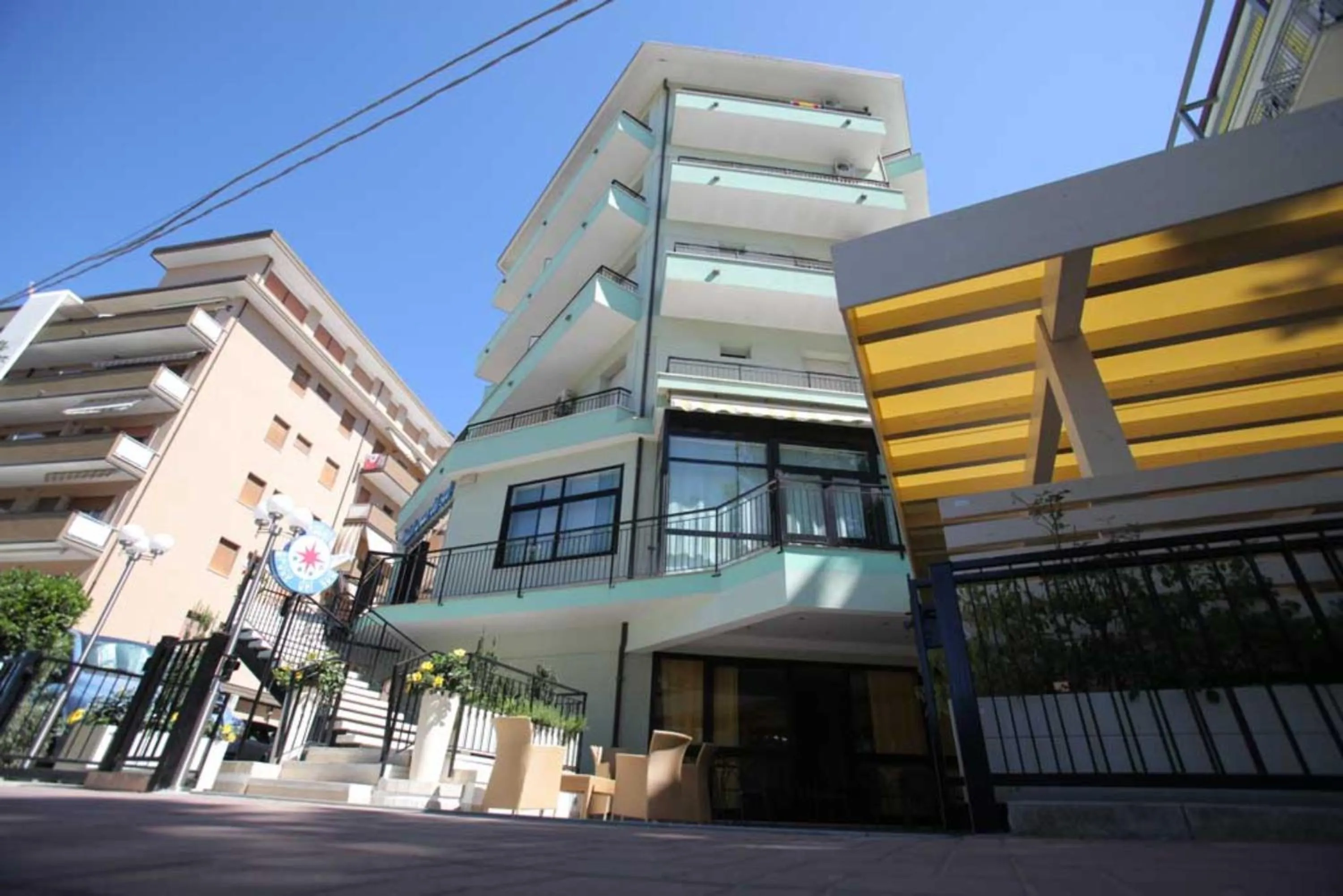 Facade/entrance in Hotel Croce del Sud