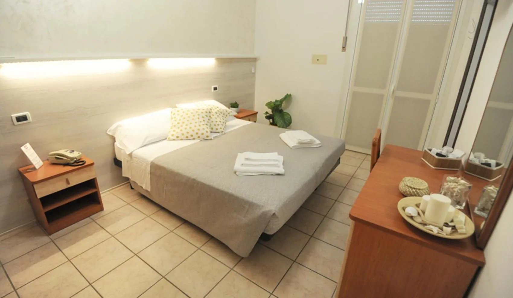 Photo of the whole room, Bed in Hotel Croce del Sud
