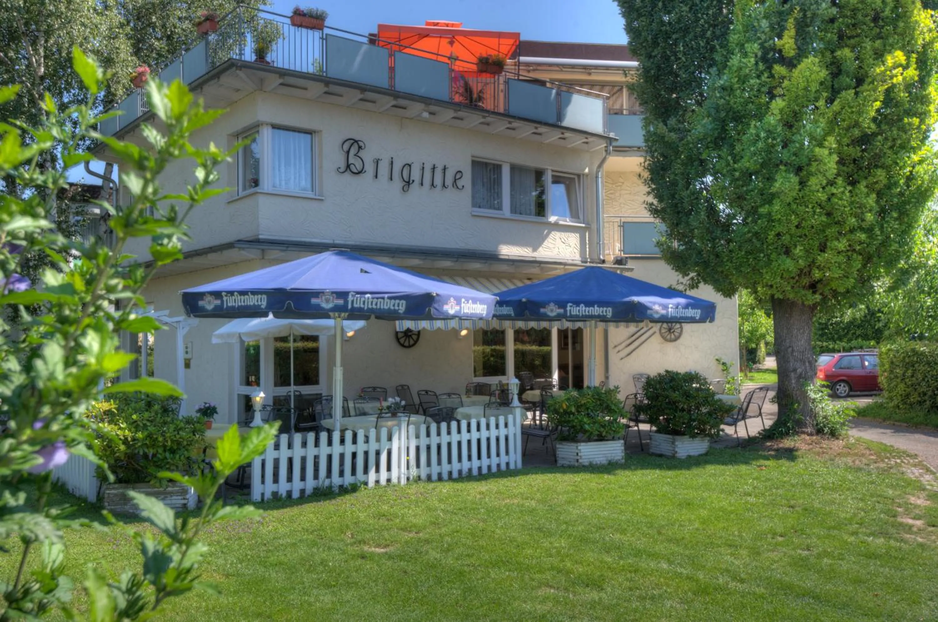Restaurant/places to eat in Hotel Brigitte