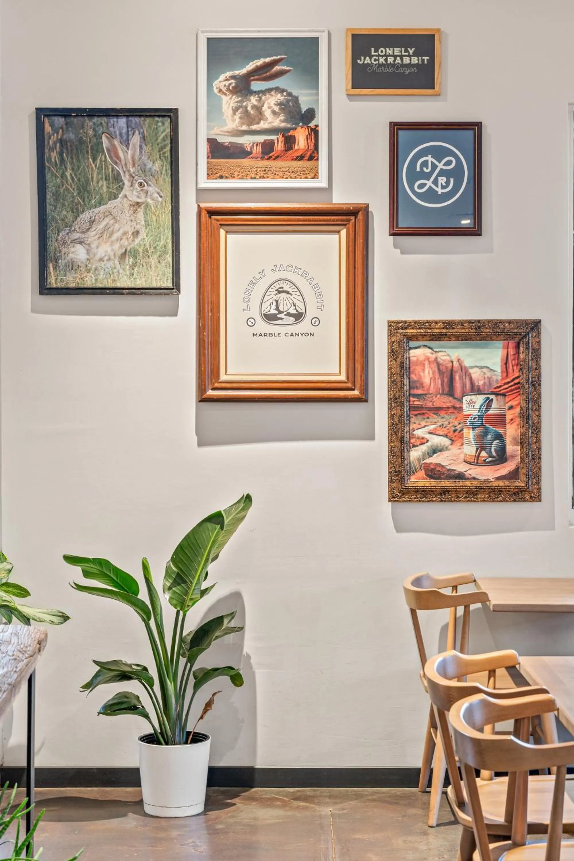 Decorative detail in Marble Canyon Lodge