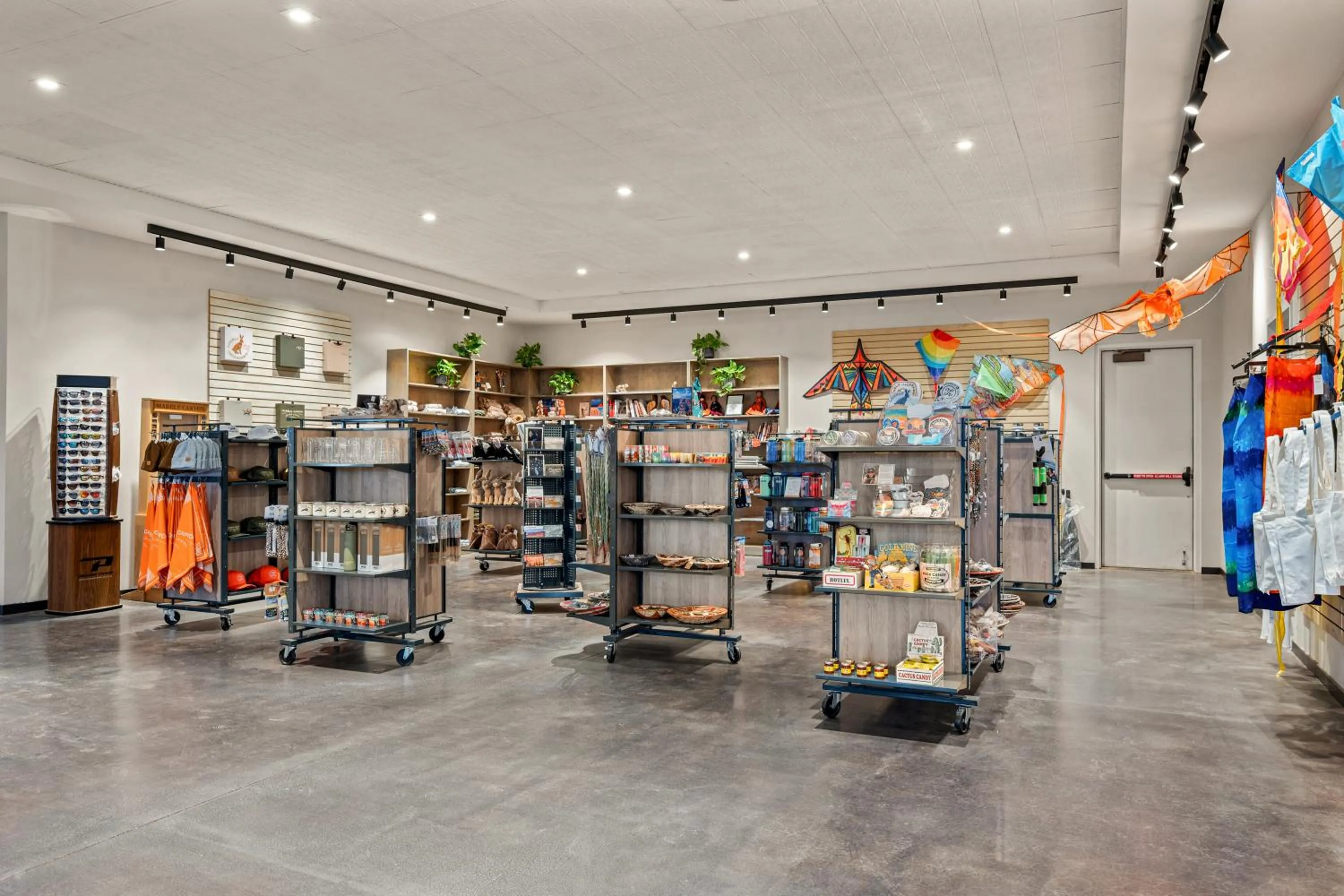 On-site shops in Marble Canyon Lodge