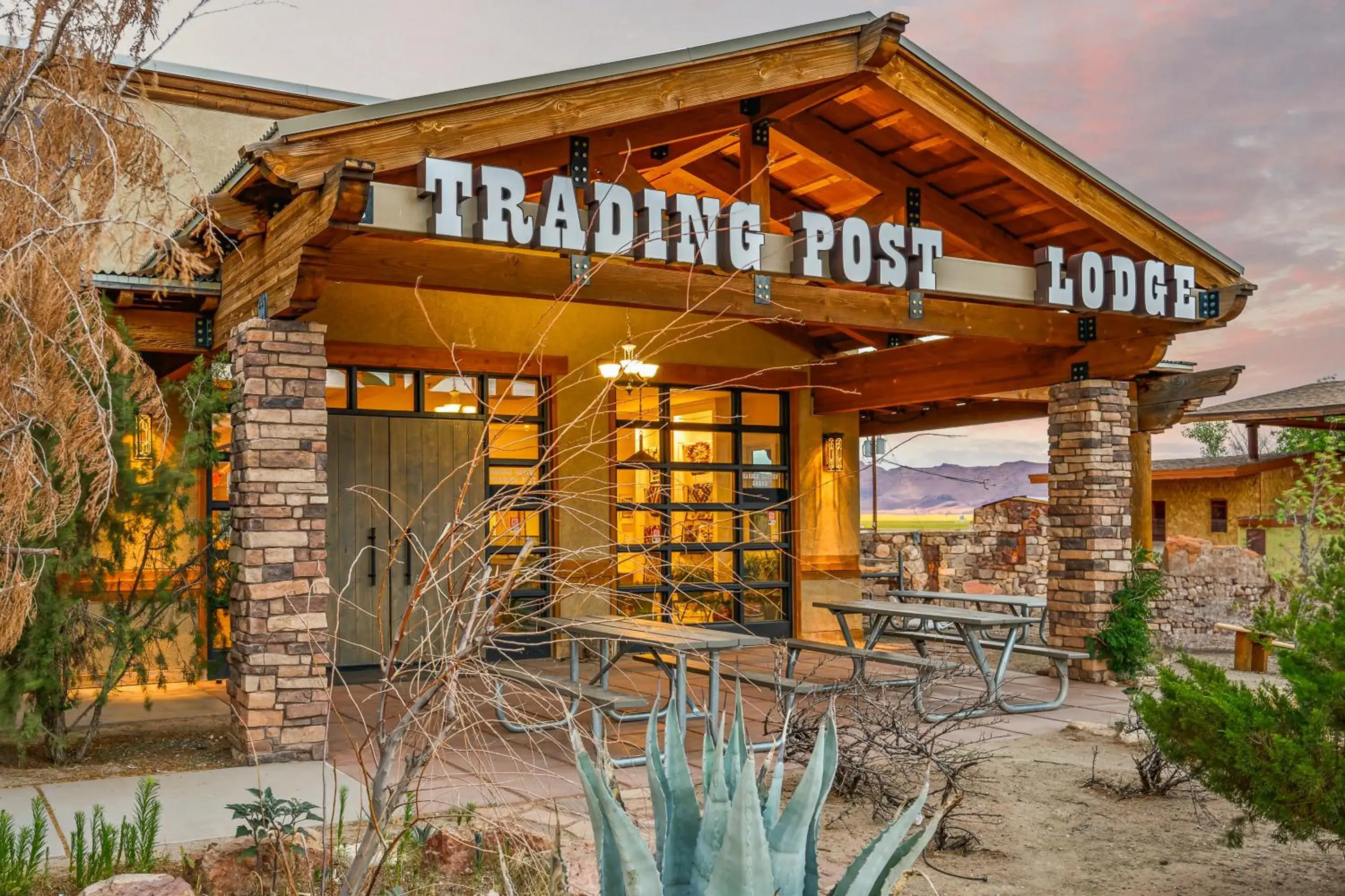 Property building in Marble Canyon Lodge Property building in Marble Canyon Lodge