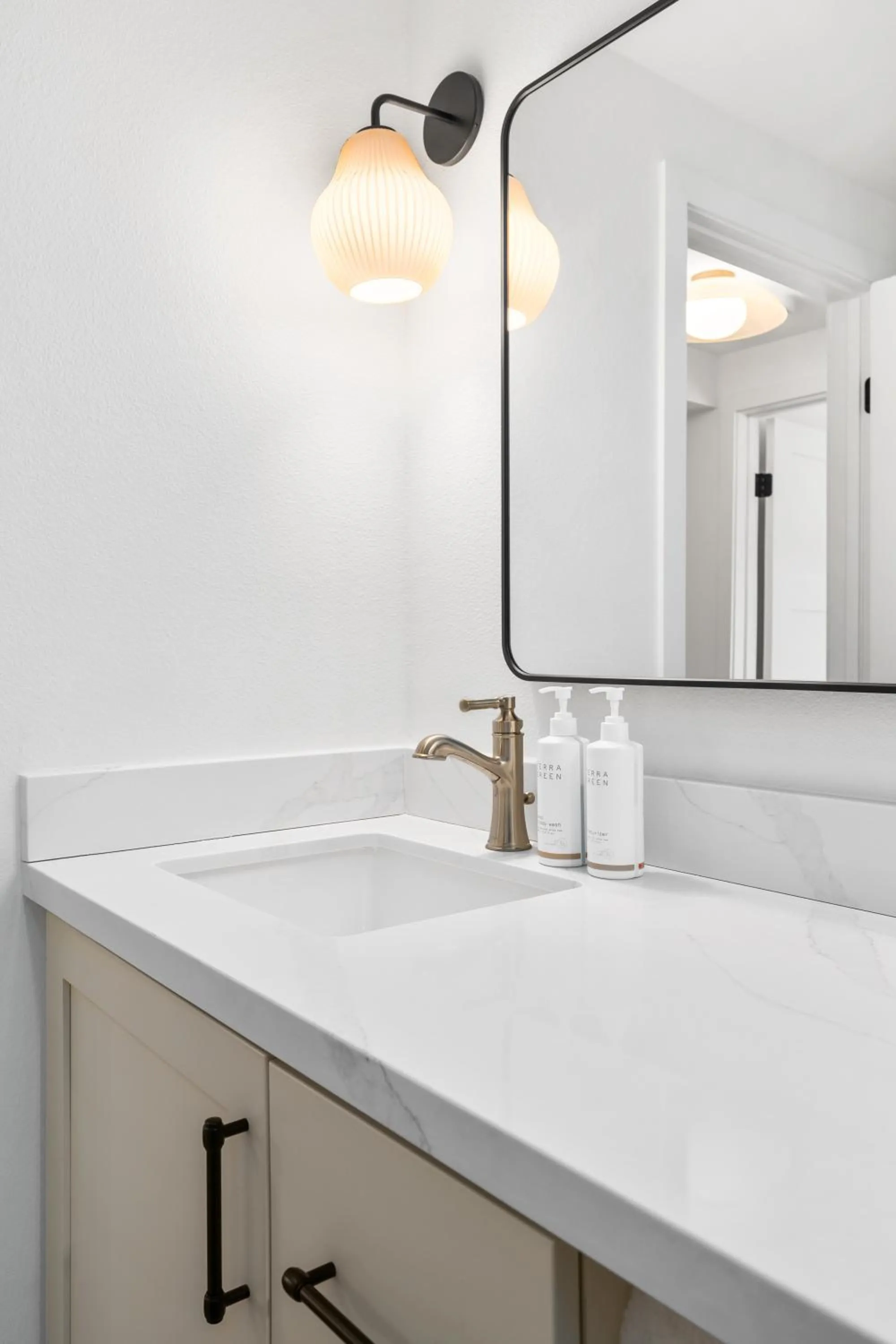 Bathroom in Marble Canyon Lodge