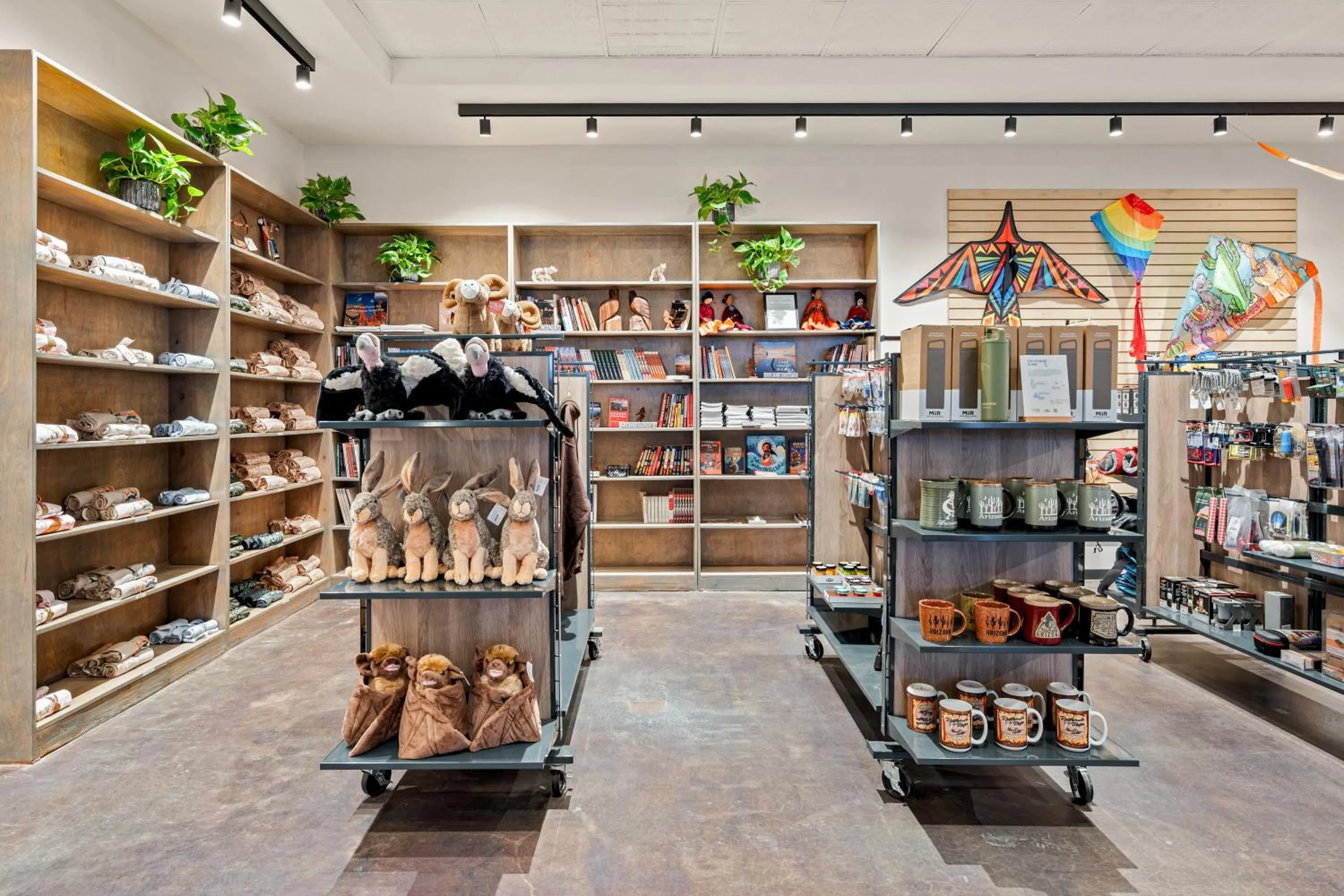 On-site shops in Marble Canyon Lodge