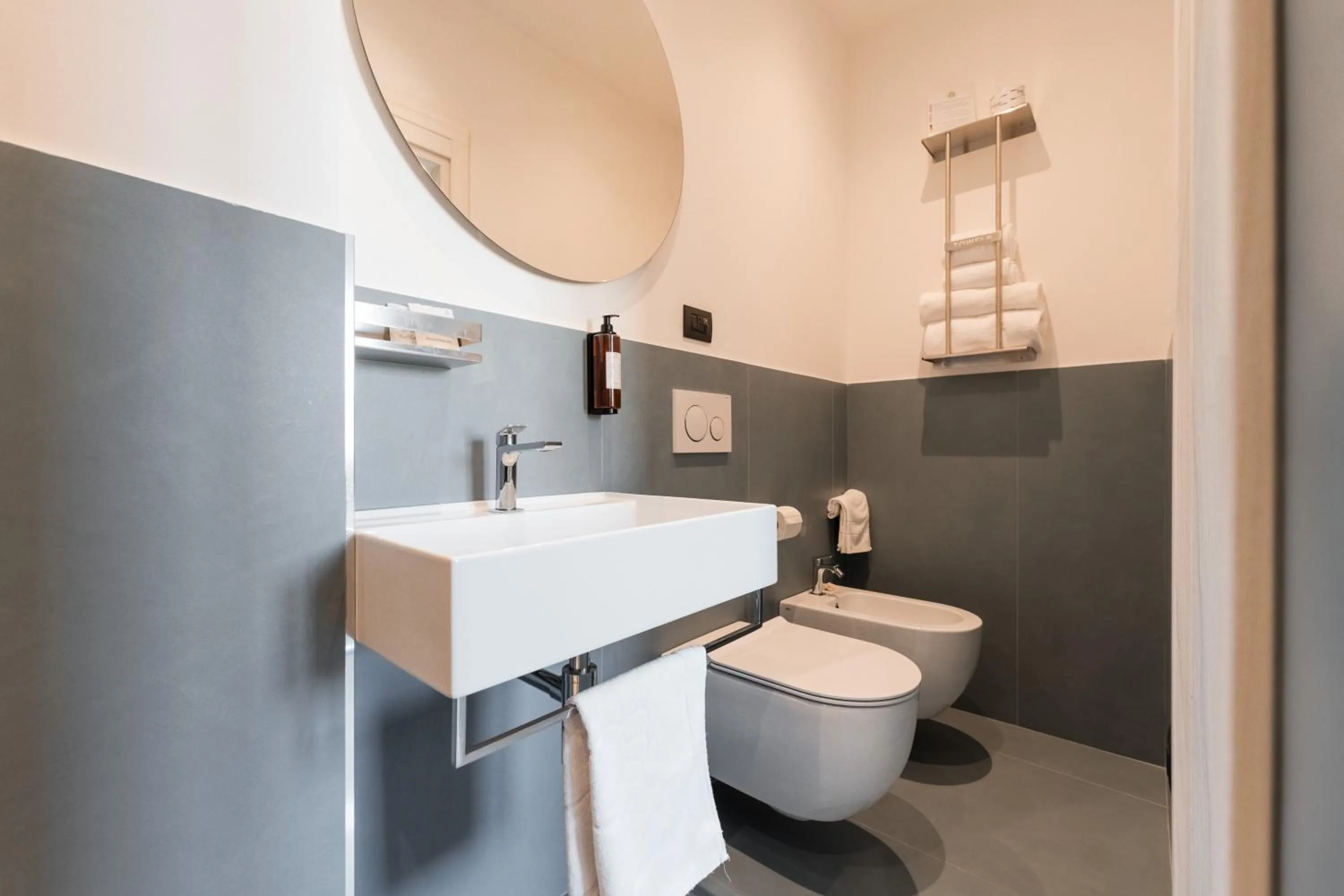 Bathroom in Hotel Stella Del Mare