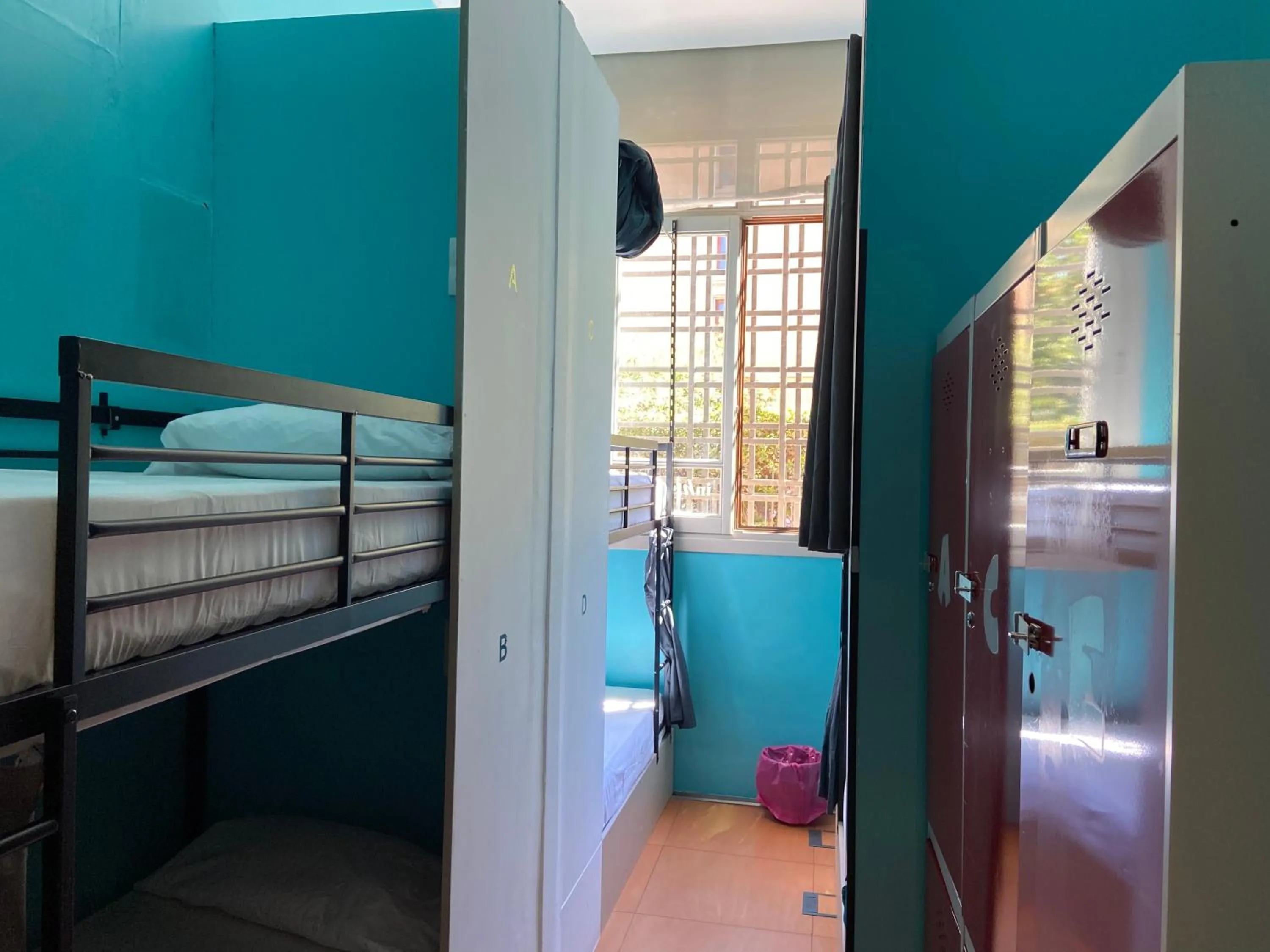 Bed in 6-Bed Mixed Dormitory Room in Hostel Center Madrid