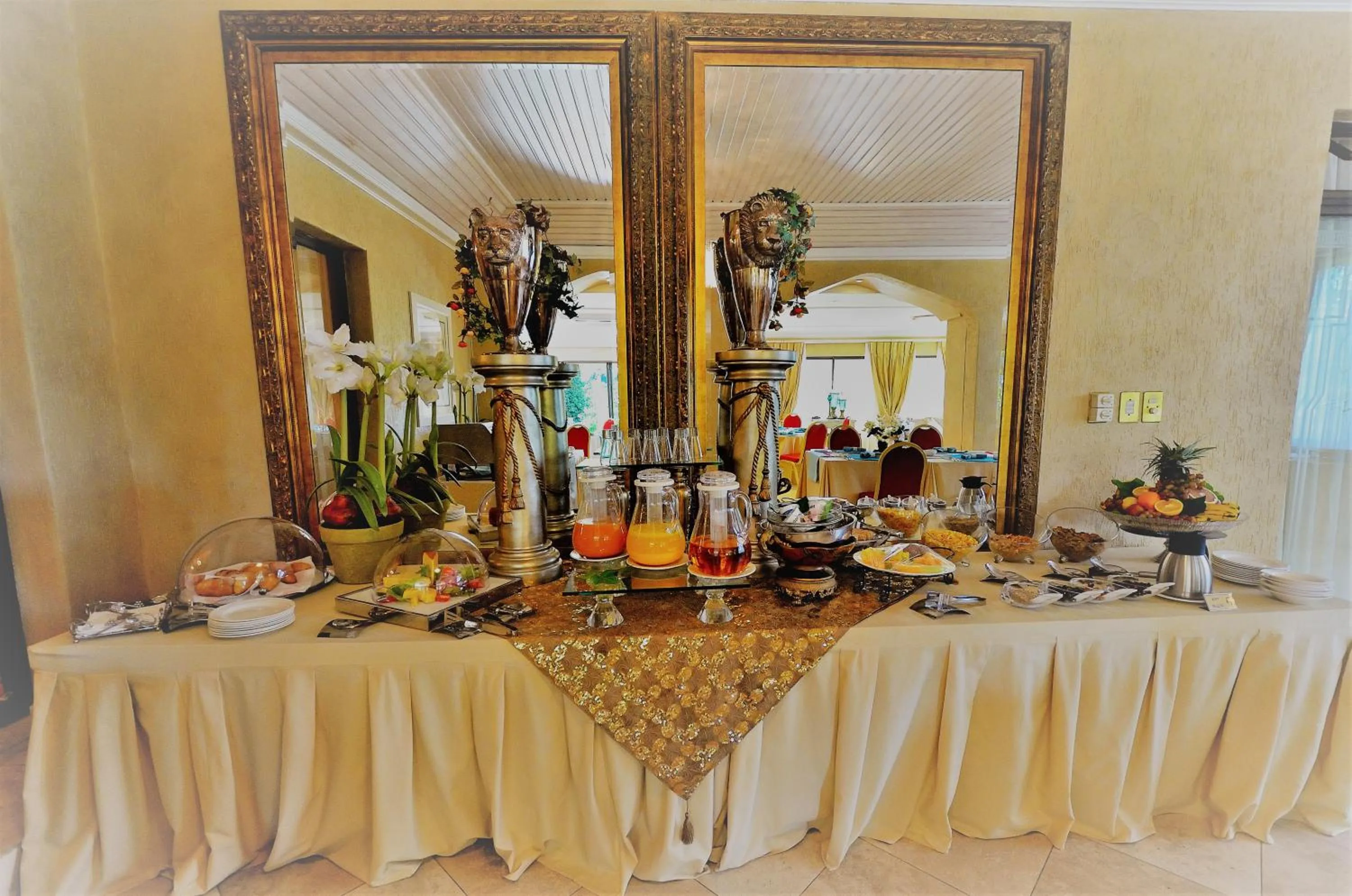 Breakfast in Summerview Boutique Hotel & Conference