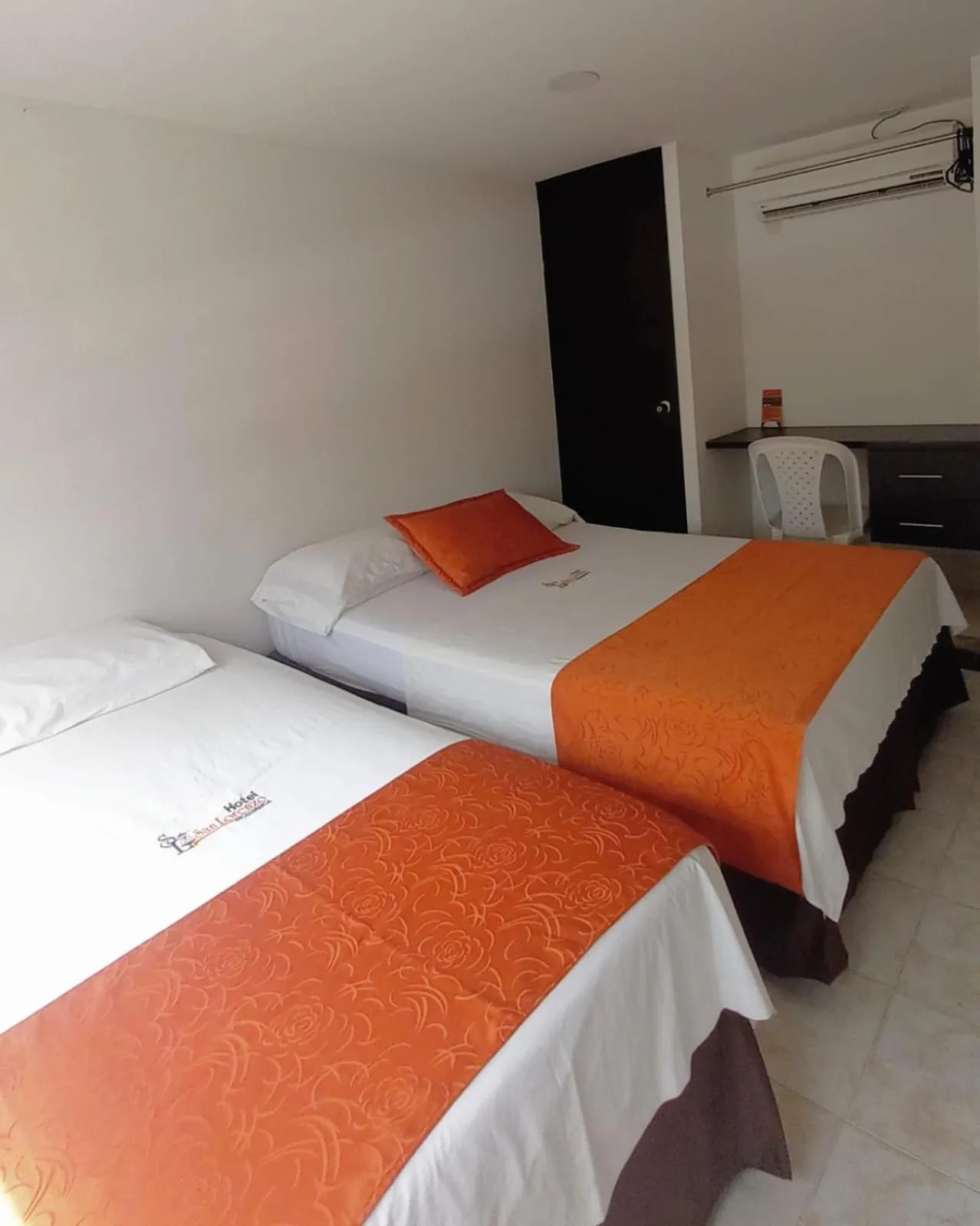 Bed in Hotel San Lorenzo