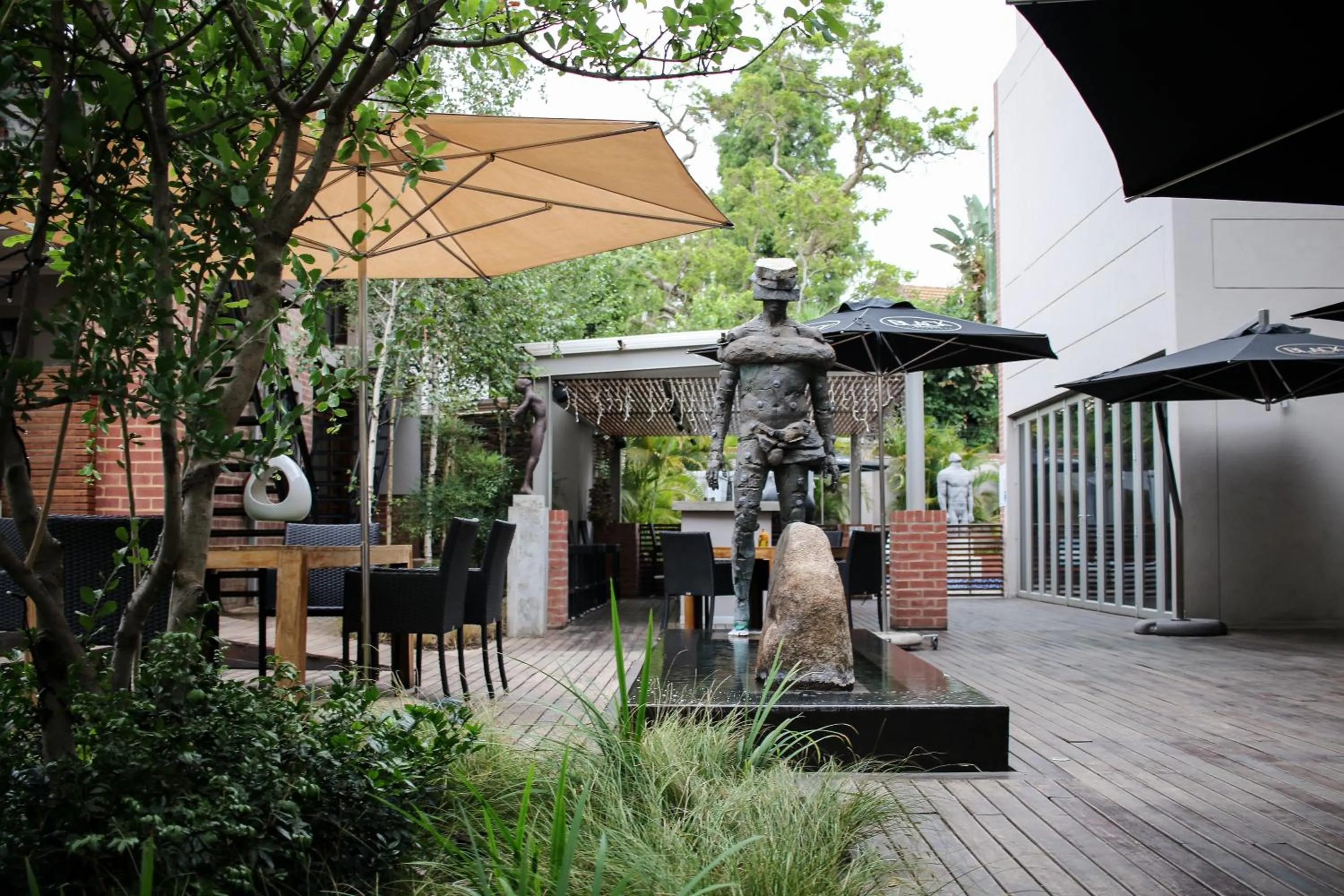 Restaurant/places to eat in Menlyn Boutique Hotel