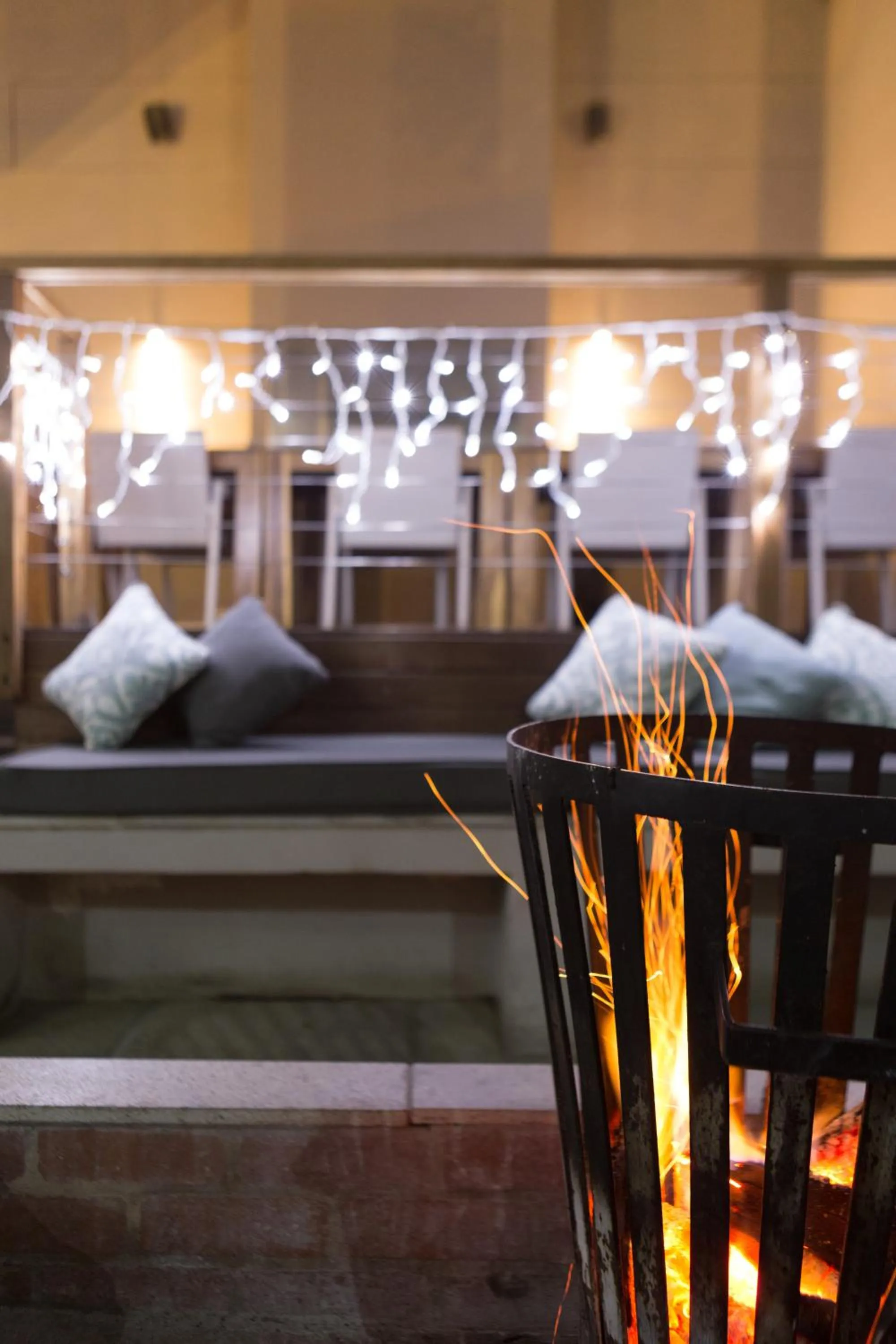 Patio, Bed in Menlyn Boutique Hotel