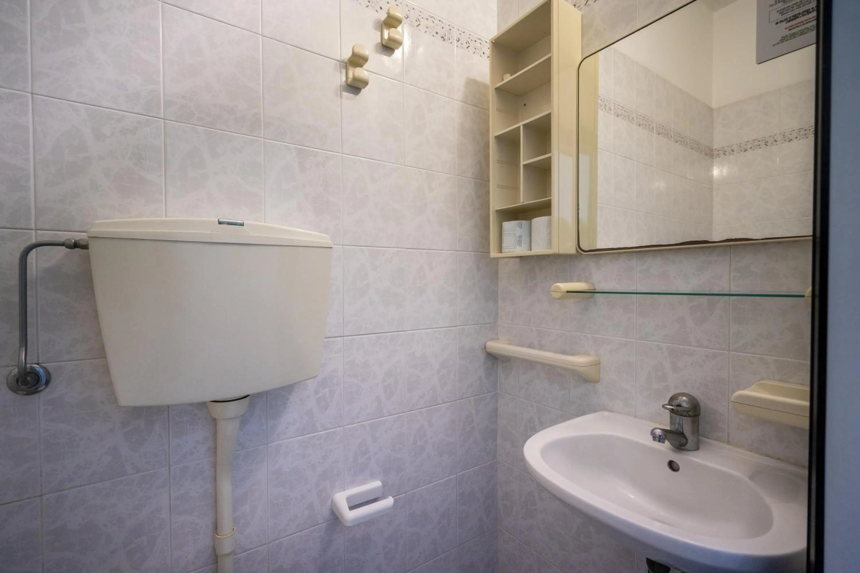 Bathroom in Hotel Mamy