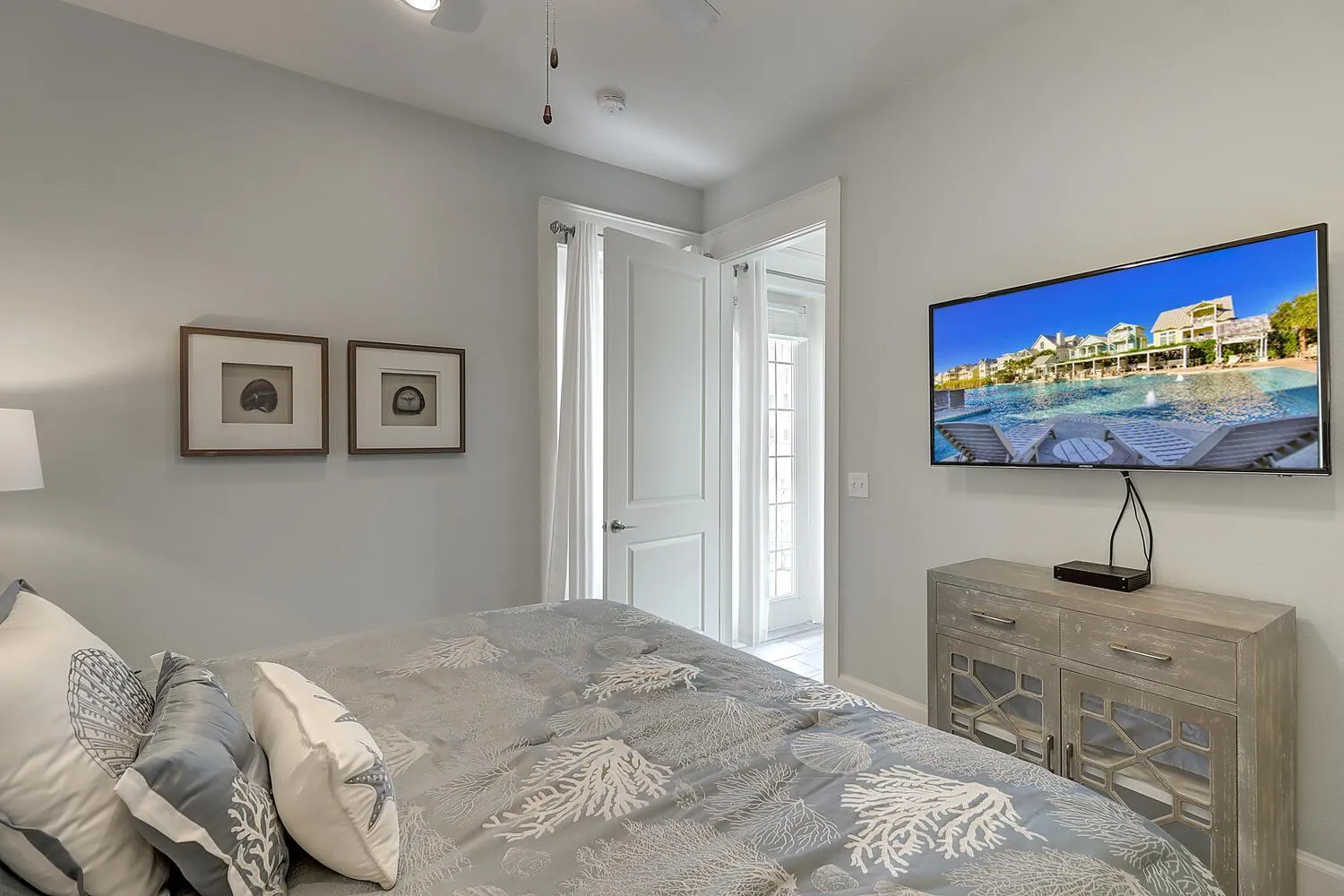 Other, Bed in Blue Lagoon TC 10102