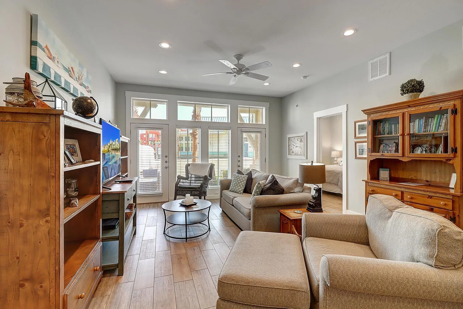 Other in Shells on the Beach TC 2104