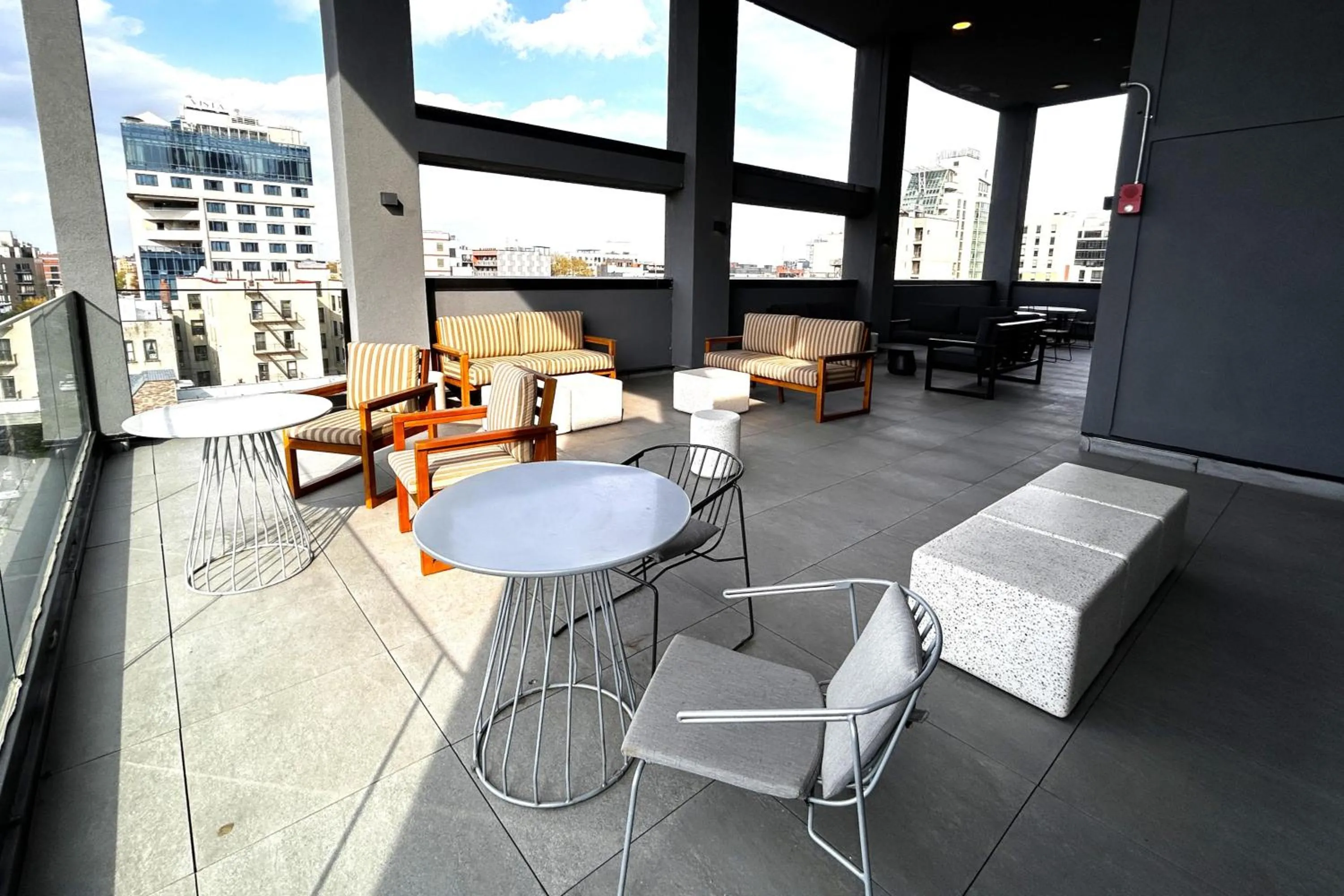 Lobby or reception in Dutch Hotel Long Island City New York , Belvilla District 6 Formerly Sonder