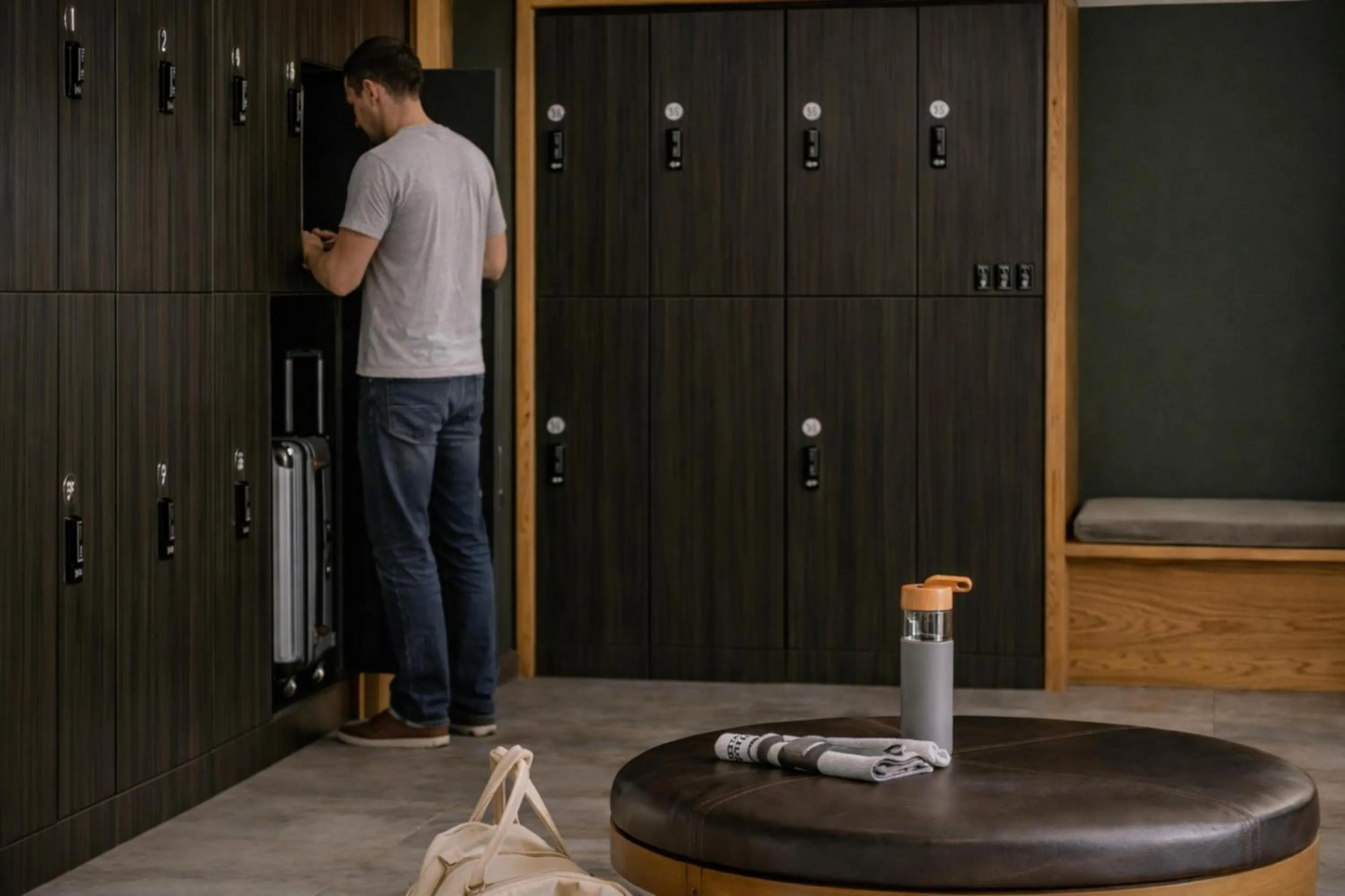 locker in Dutch Hotel Long Island City New York , Belvilla District 6 Formerly Sonder