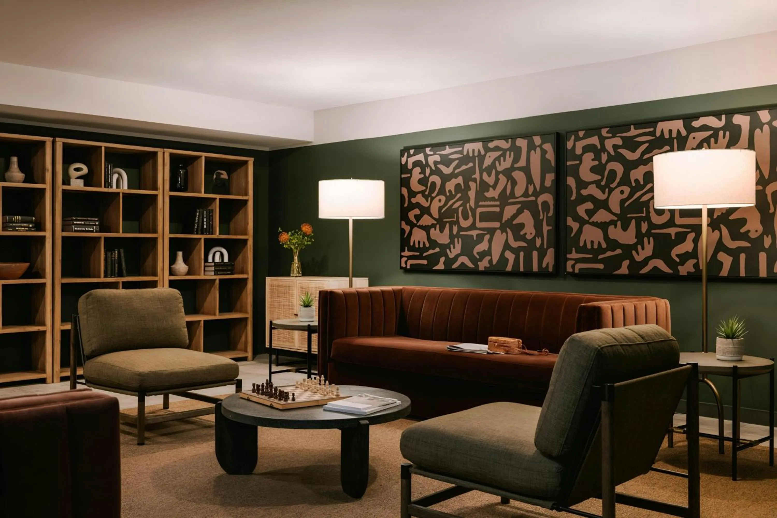 Lounge or bar in The Dutch Hotel Long Island City, Sonder by Marriott Bonvoy