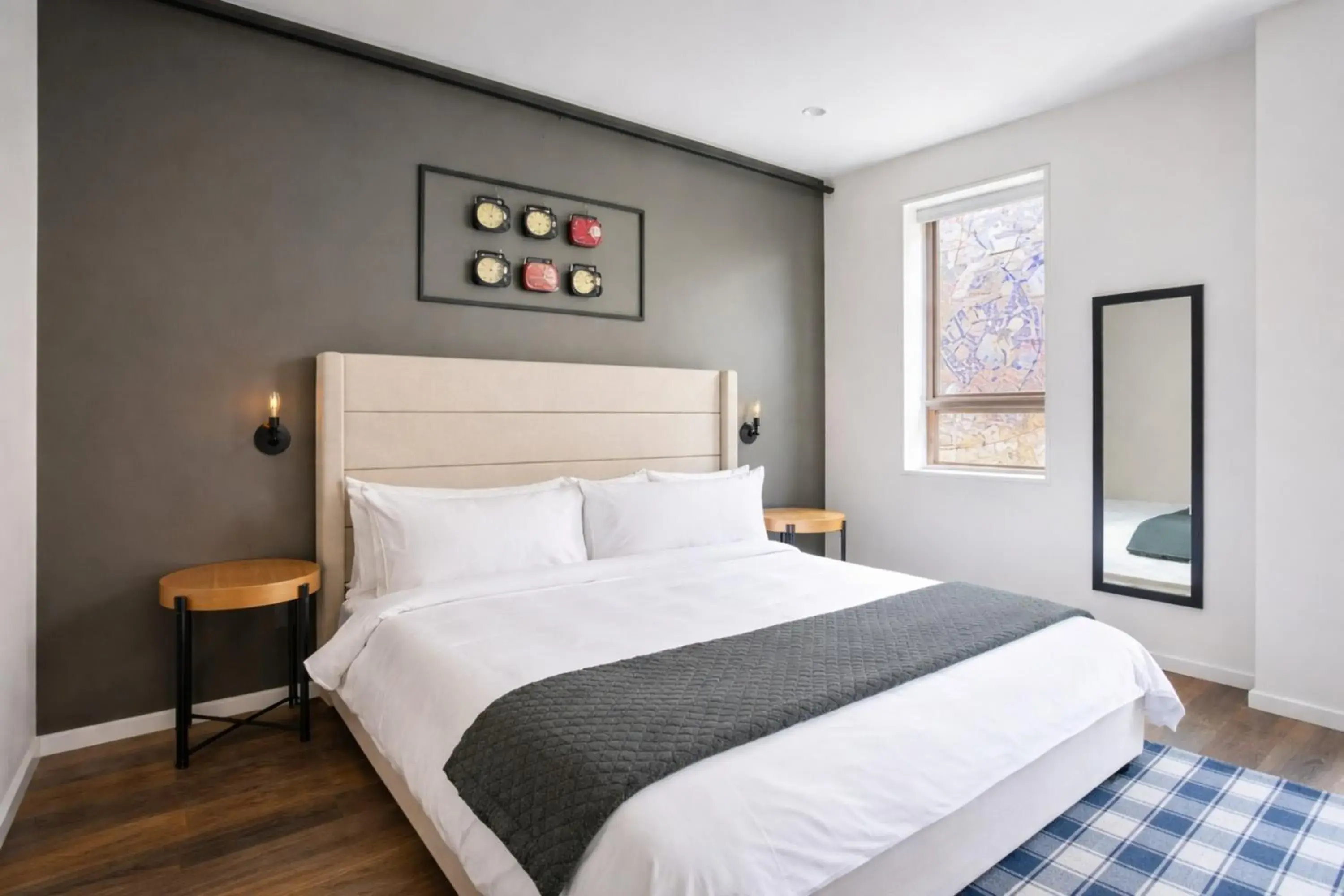 Guest room, 1 Queen Bed, Balcony in Dutch Hotel Long Island City New York , Belvilla District 6 Formerly Sonder Guest room, 1 Queen Bed, Balcony in Dutch Hotel Long Island City New York , Belvilla District 6 Formerly Sonder