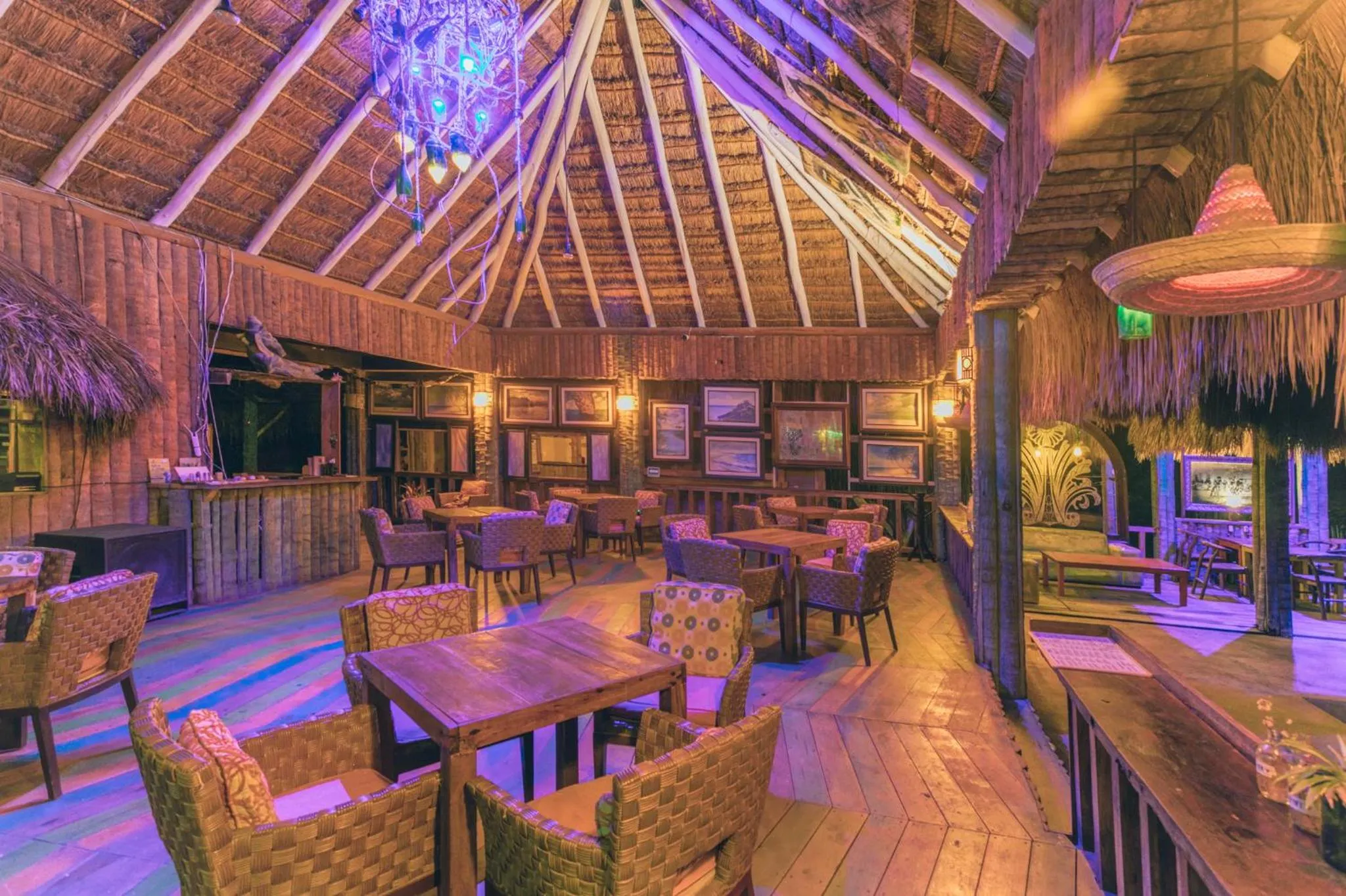 Restaurant/places to eat in Embajada Universal By La Eufemia Group