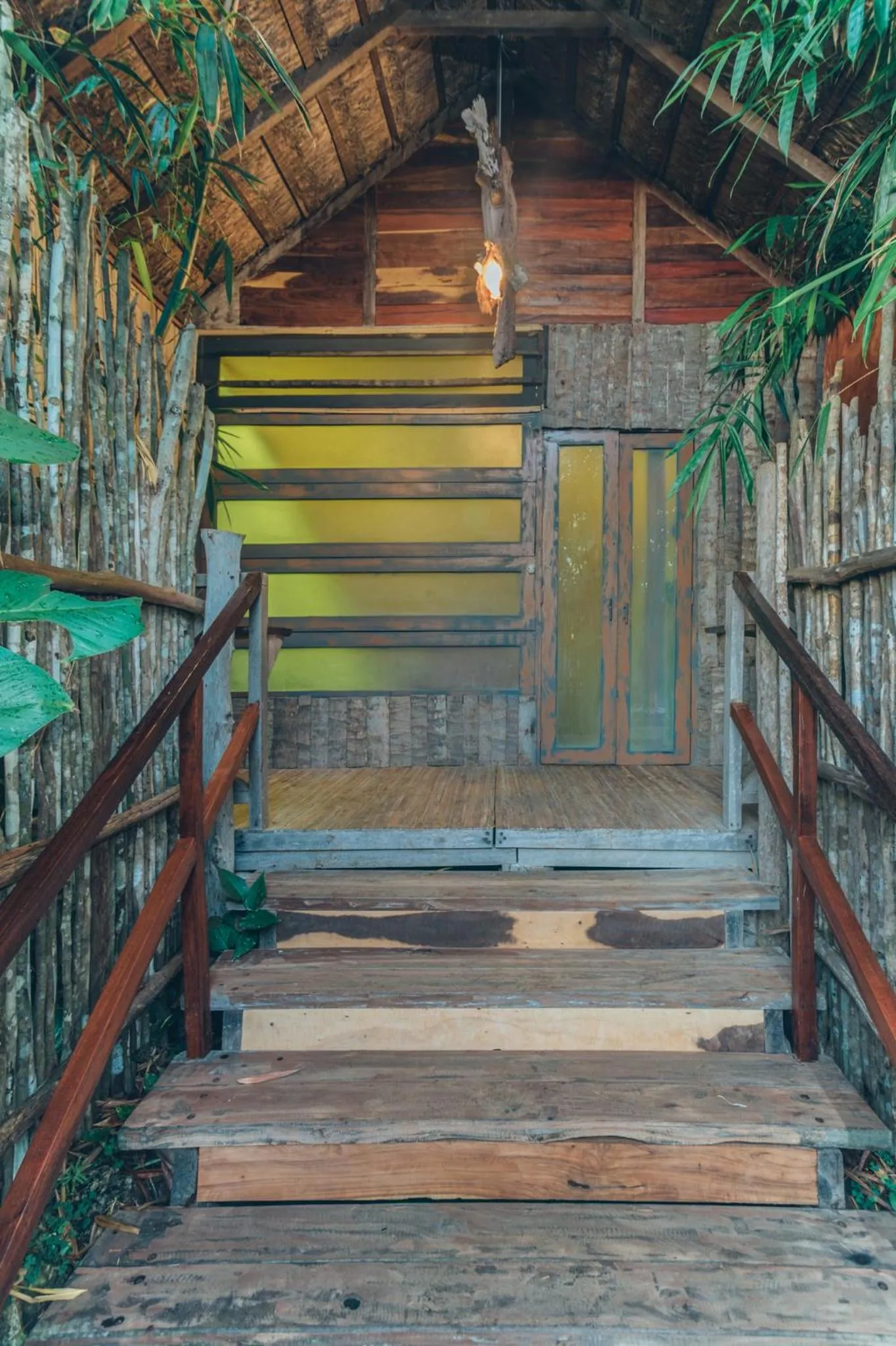 Facade/entrance in Embajada Universal By La Eufemia Group