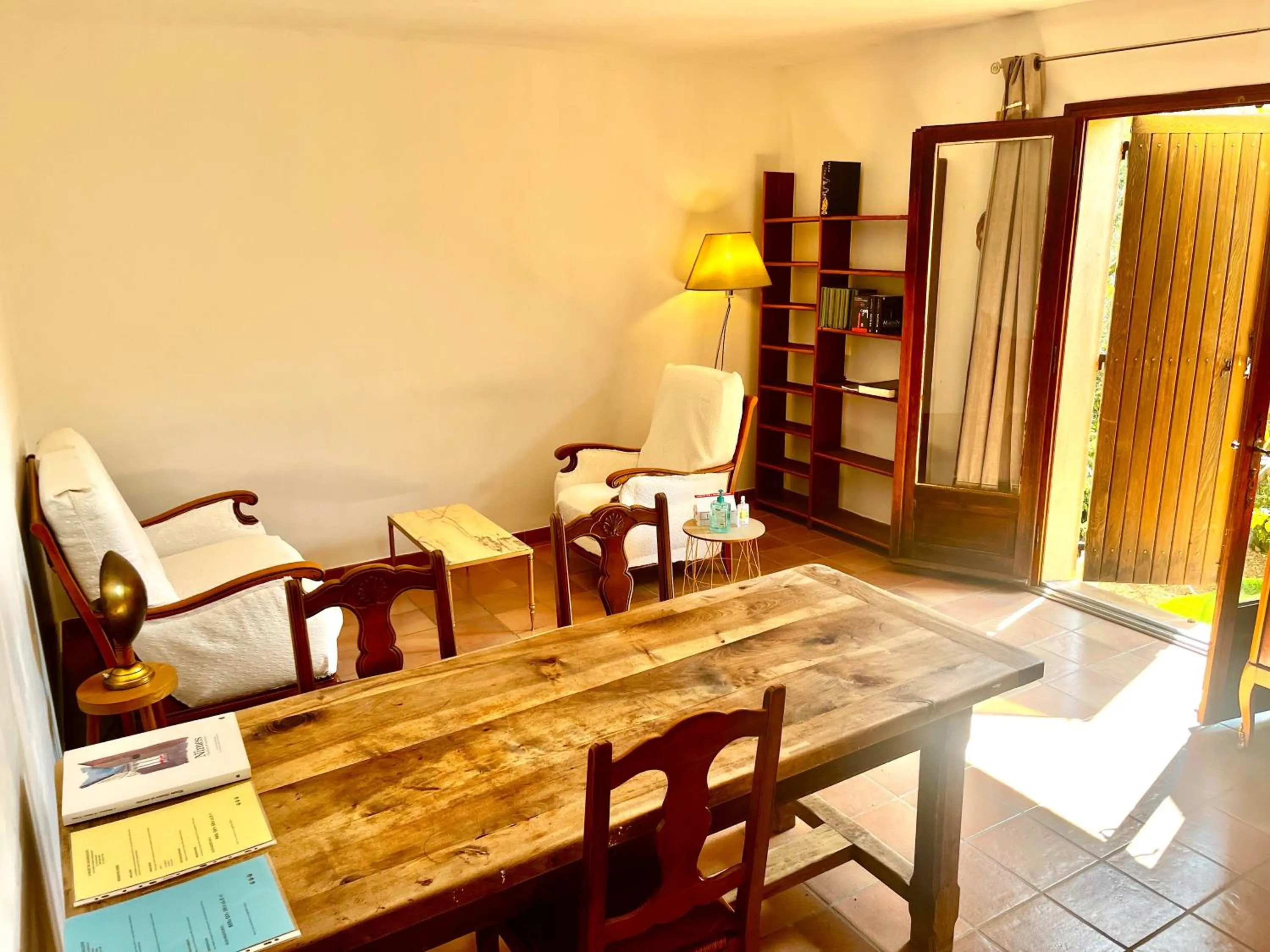 Seating area in Le Mazet de choubouloute