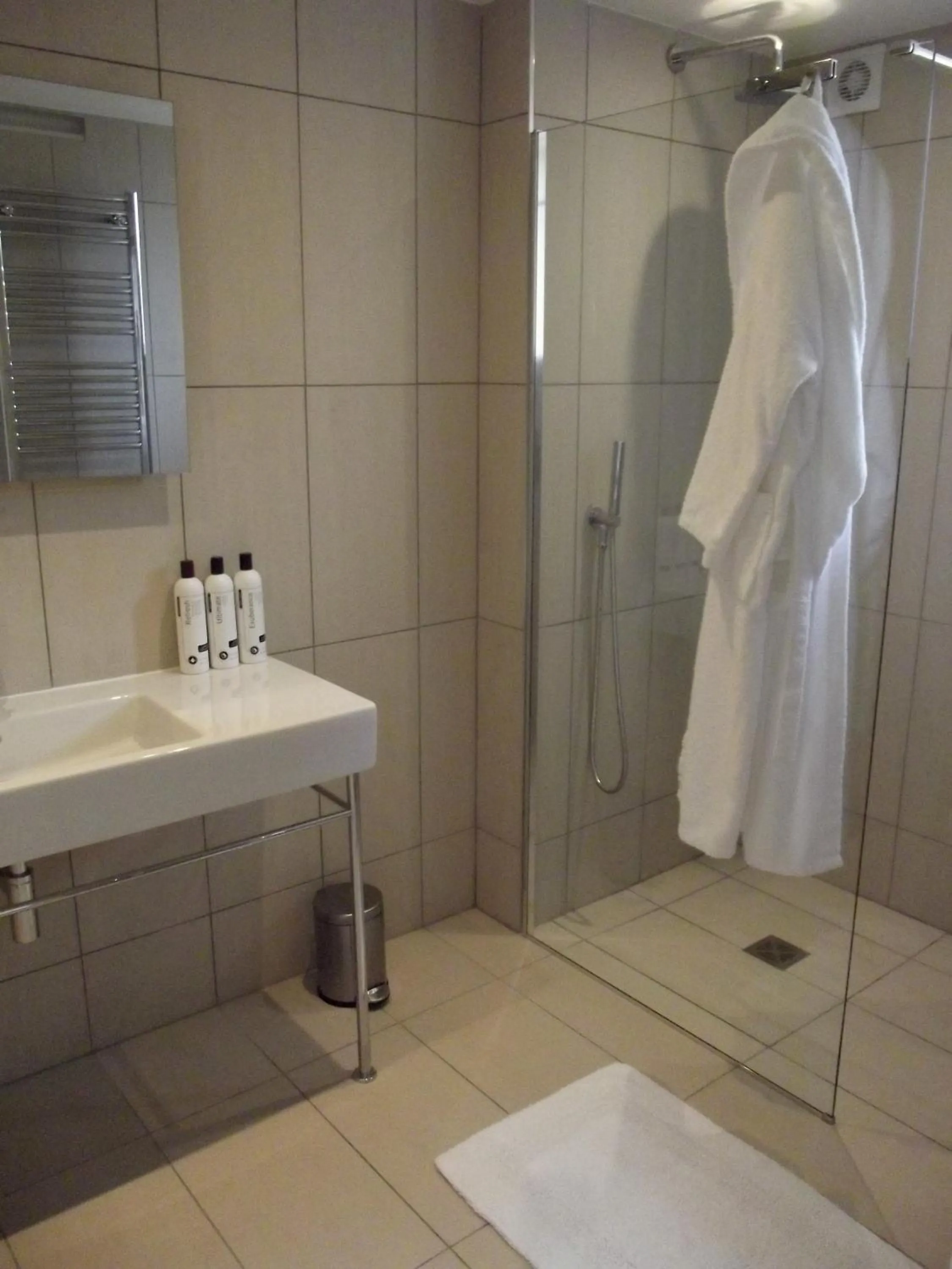 Bathroom in The Suites at Pannells Ash