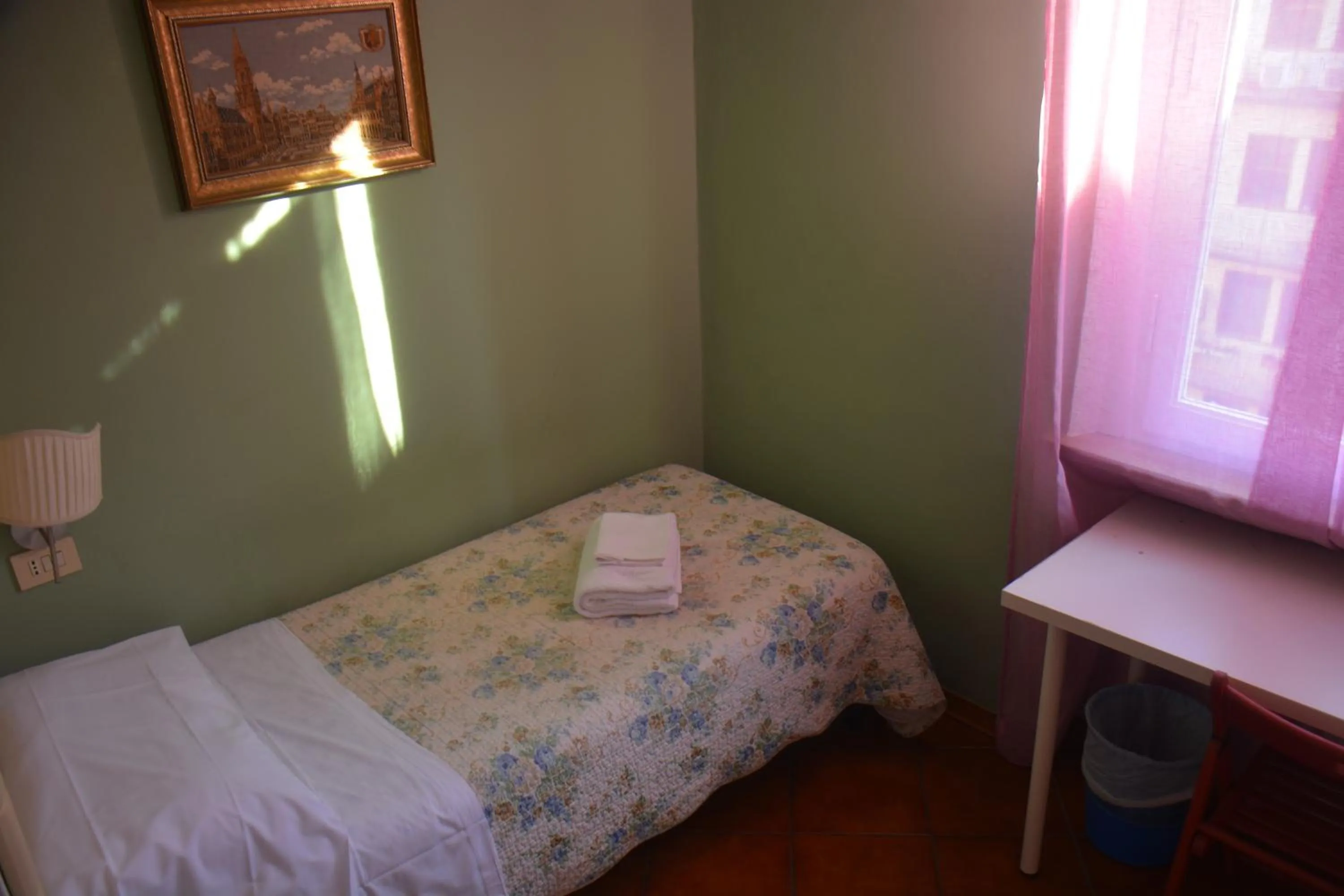 Bed in Hotel Cordova