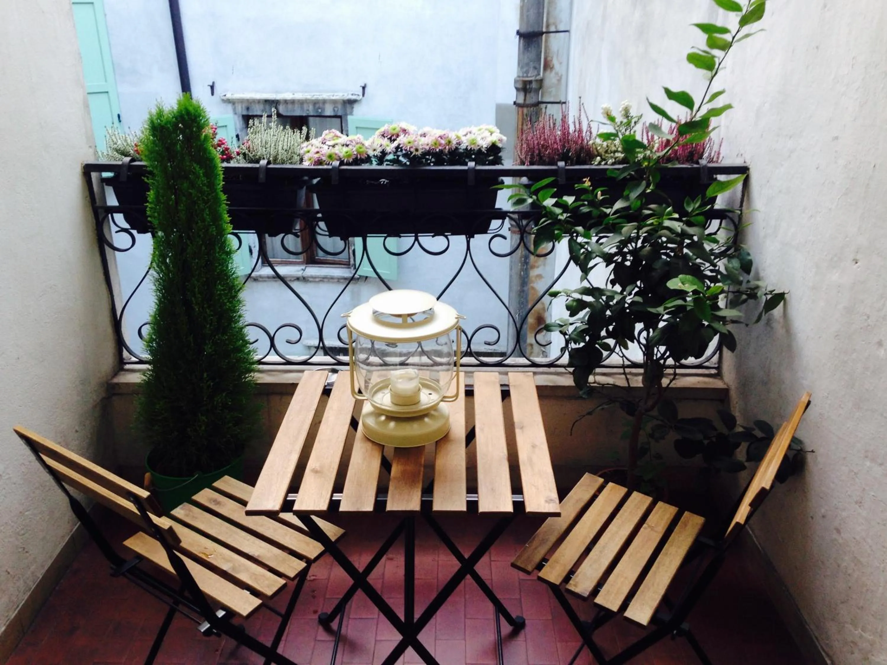 Balcony/Terrace in Al Cavour 34