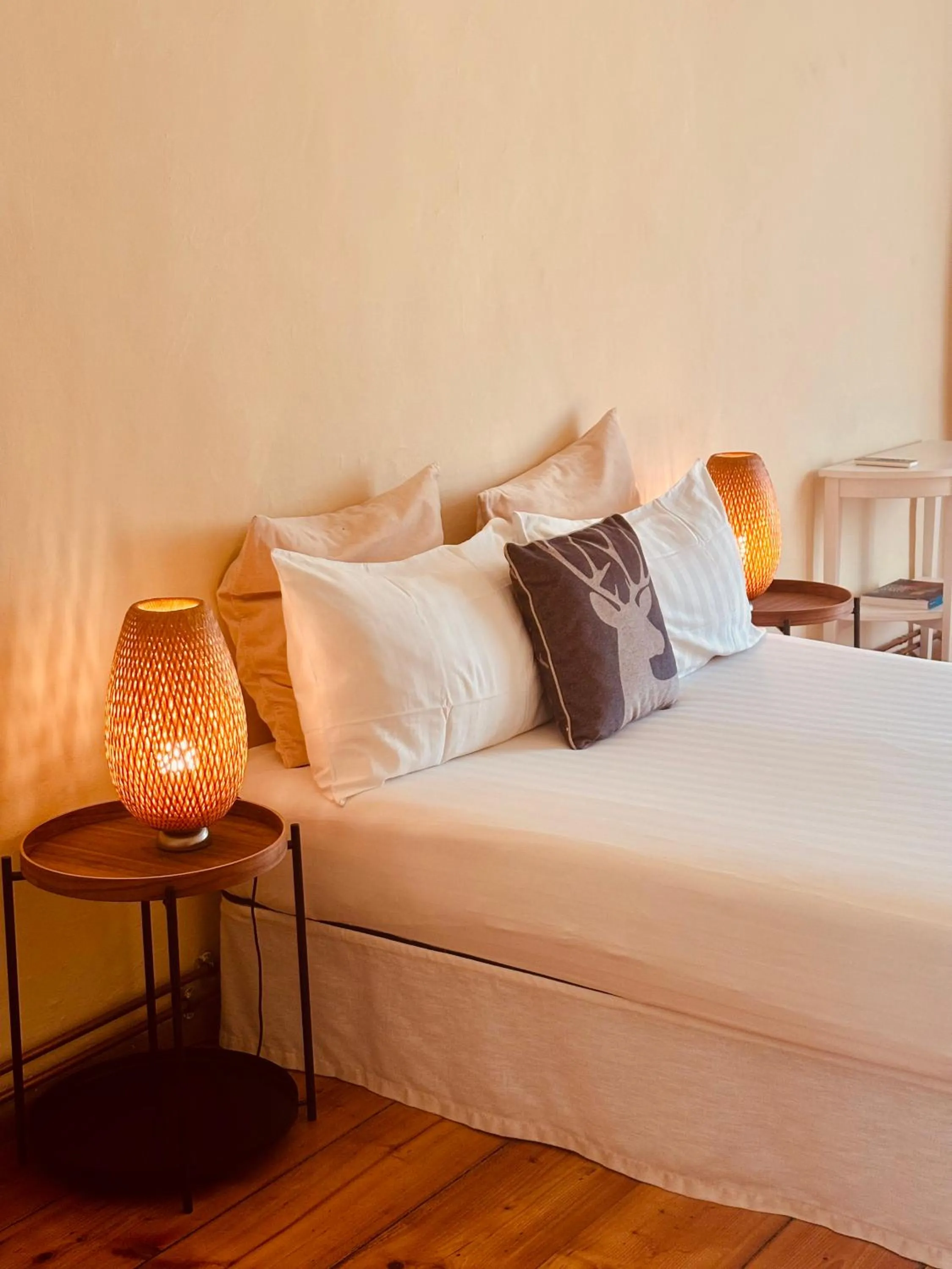 Decorative detail, Bed in Al Cavour 34