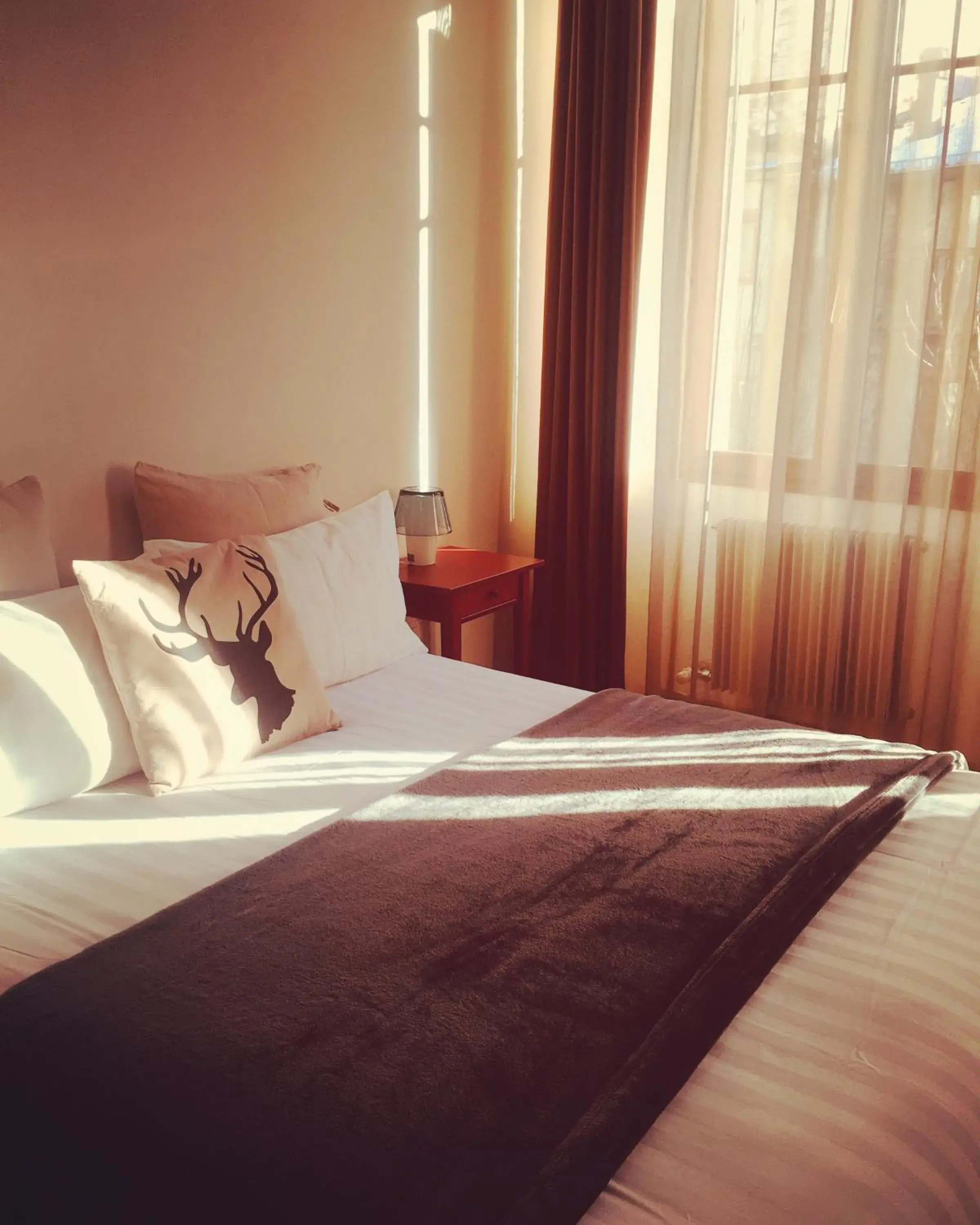 Double or Twin Room in Al Cavour 34 Double or Twin Room in Al Cavour 34