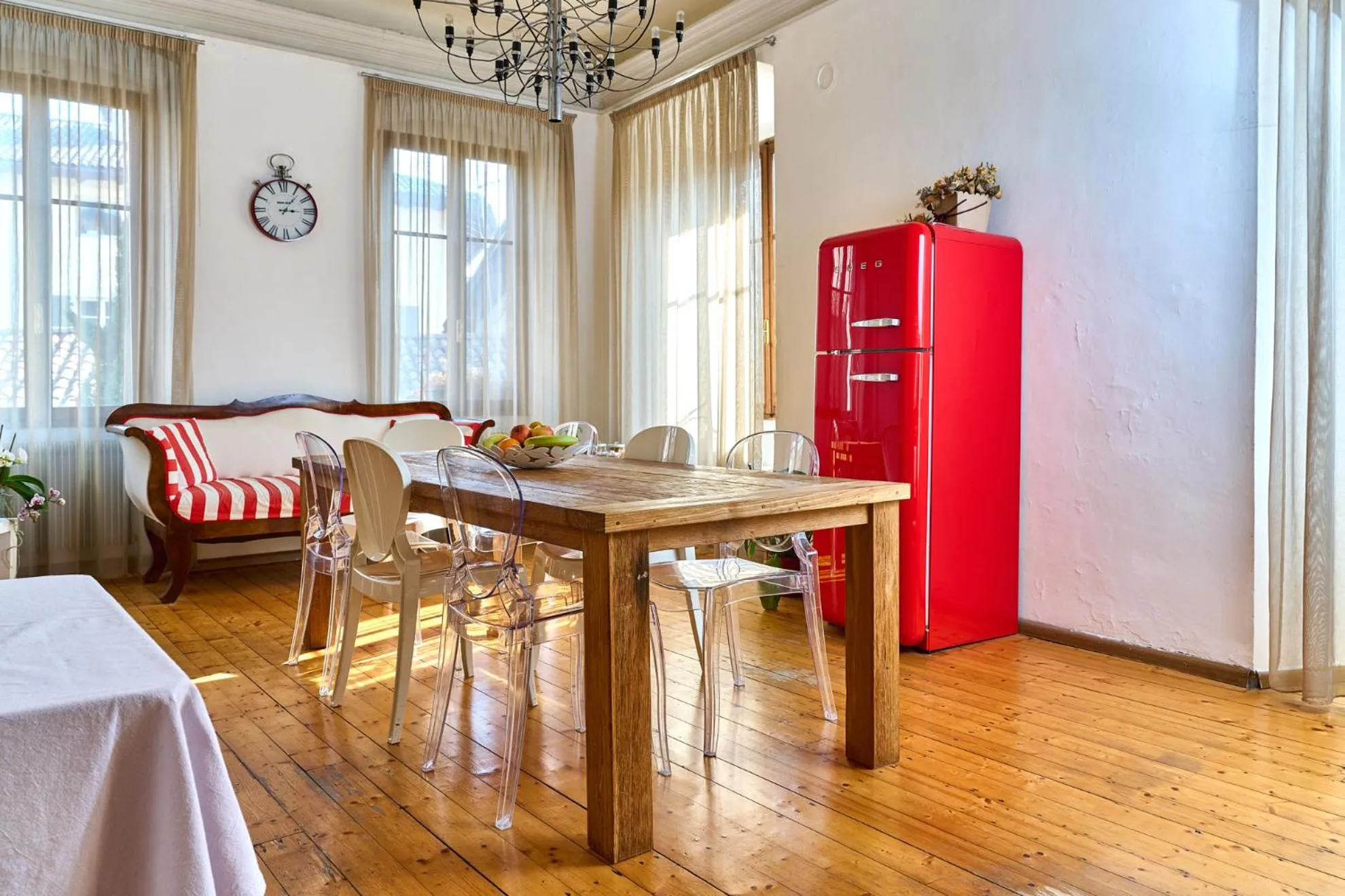 Photo of the whole room in Al Cavour 34