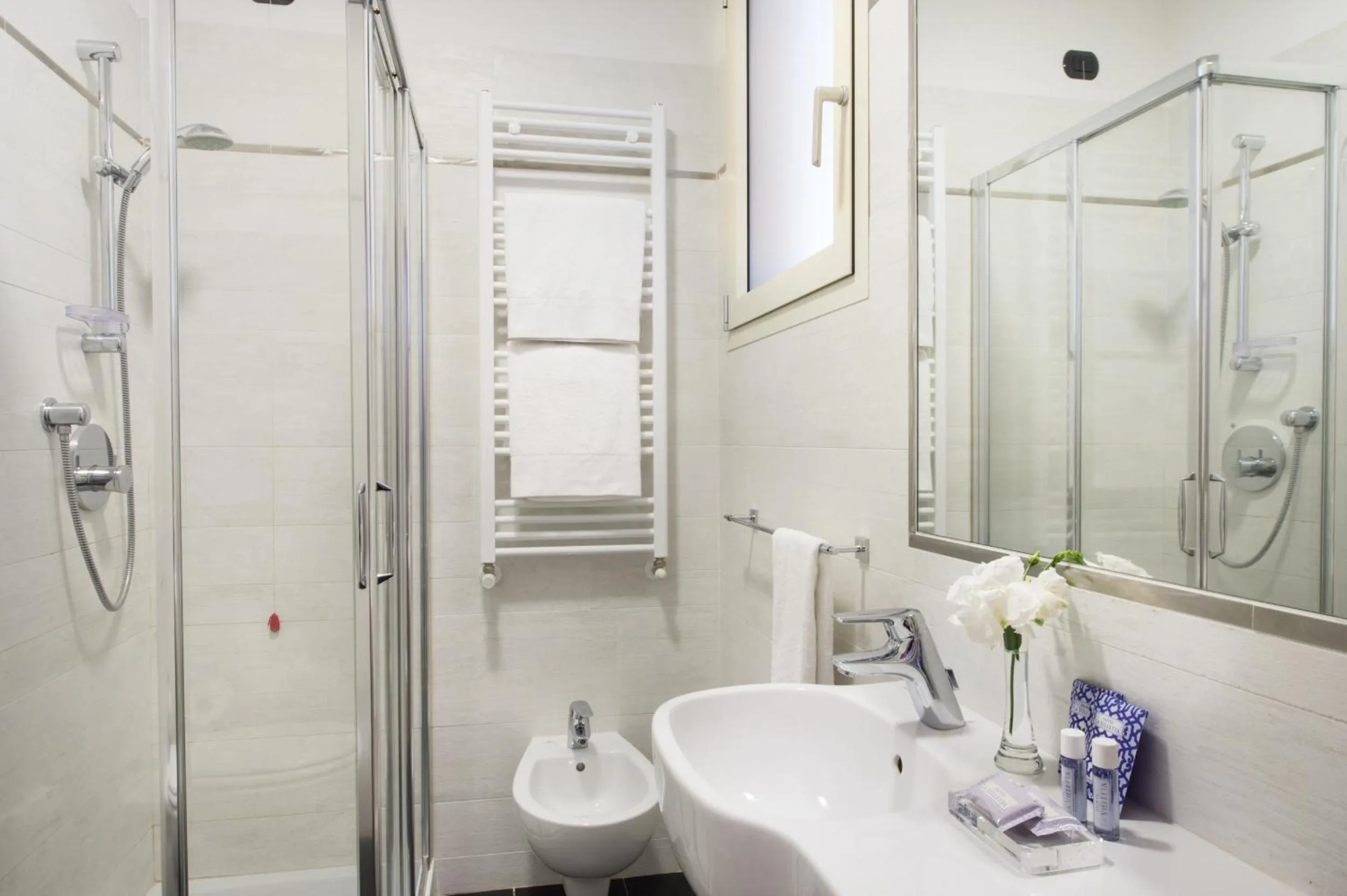 Bathroom in Hotel La Villetta