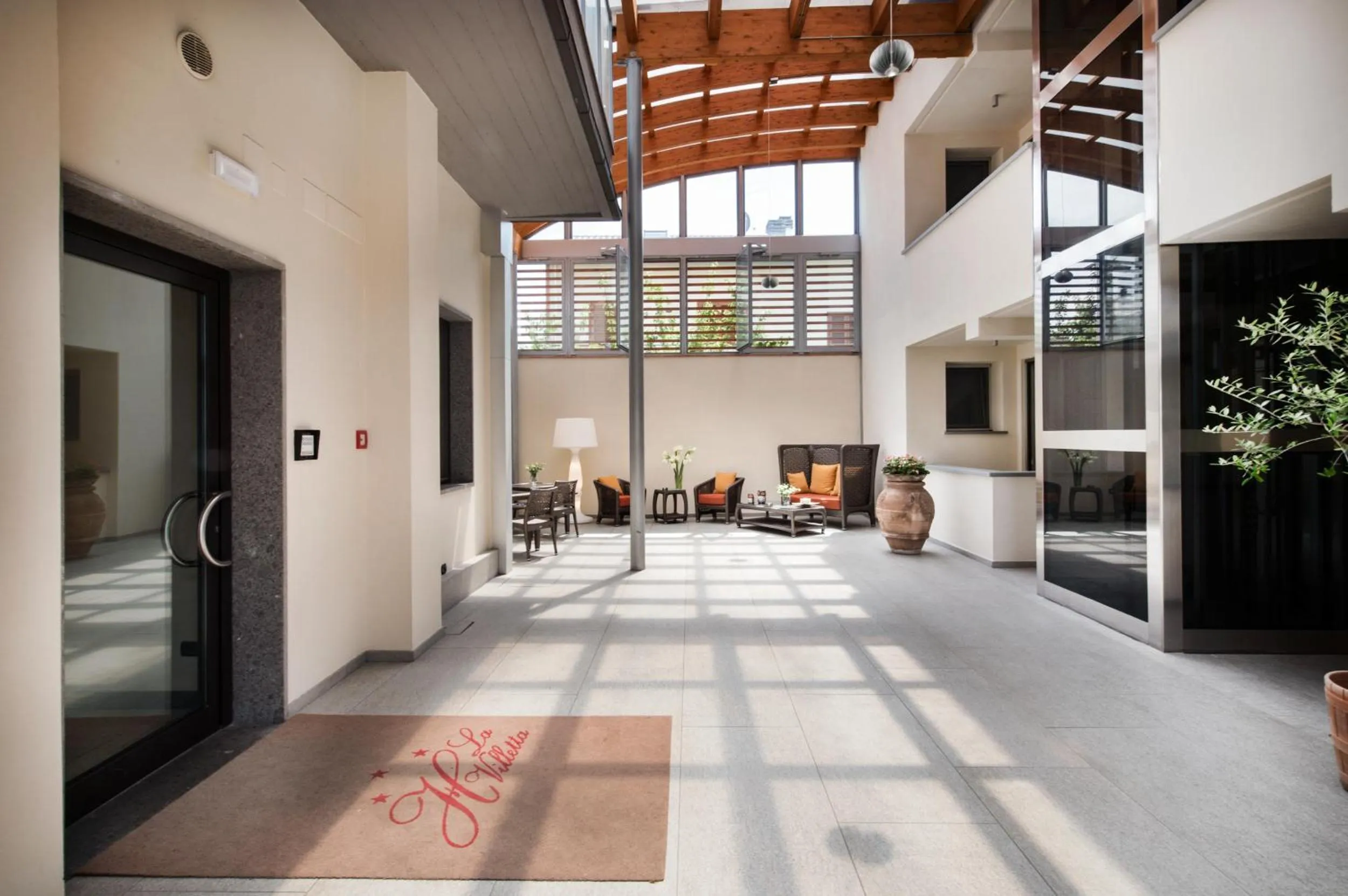 Patio in Hotel La Villetta