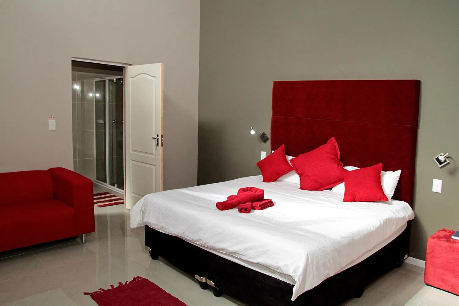 Photo of the whole room, Bed in Village Boutique Hotel
