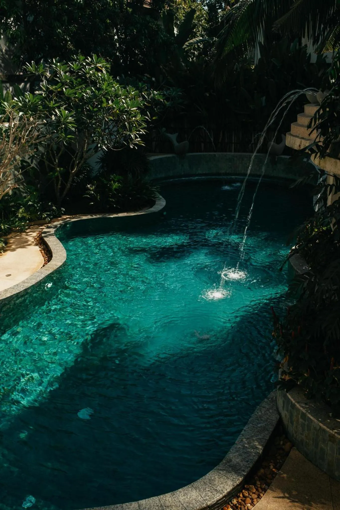 Swimming pool in Hotel Vellita Siem reap