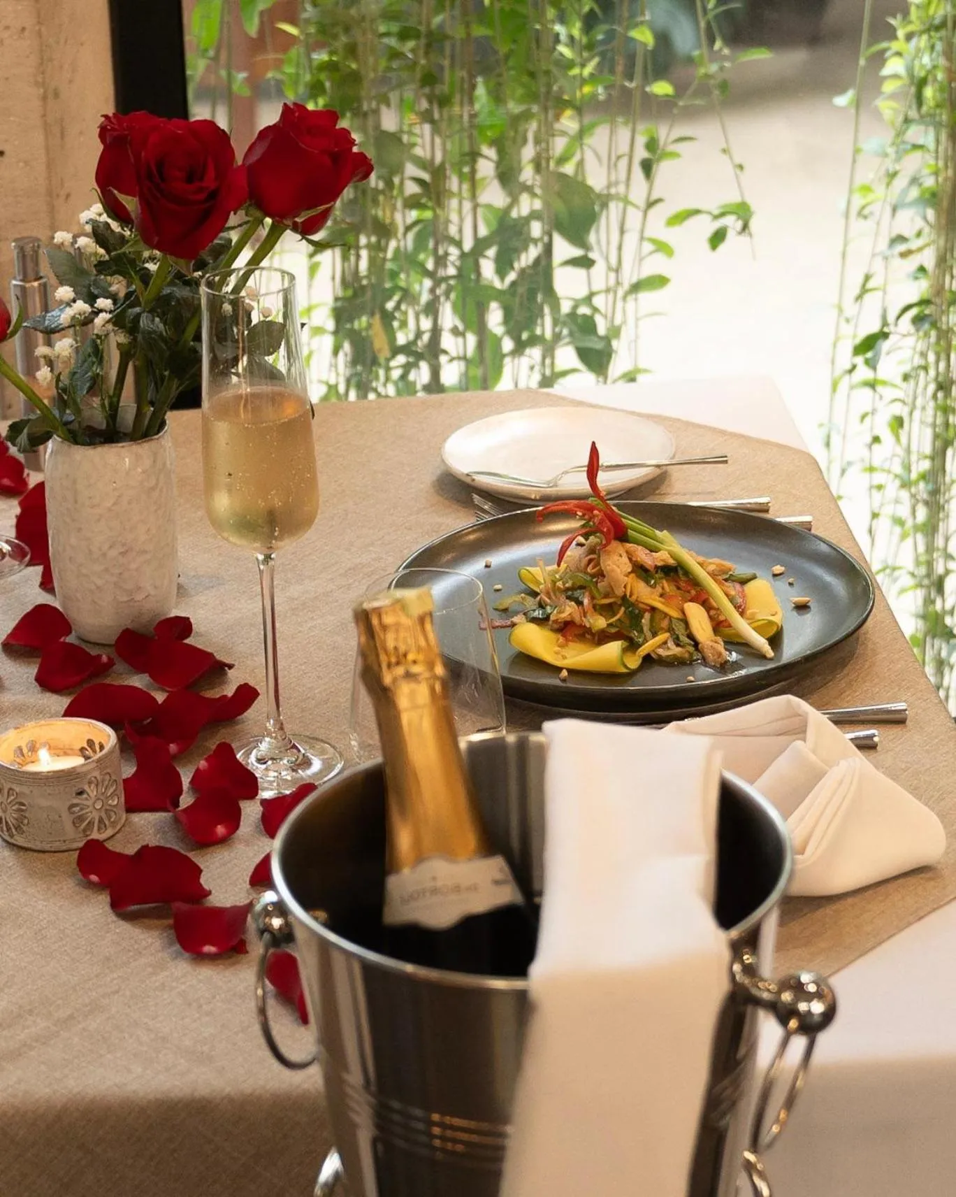 Restaurant/places to eat in Hotel Vellita Siem reap