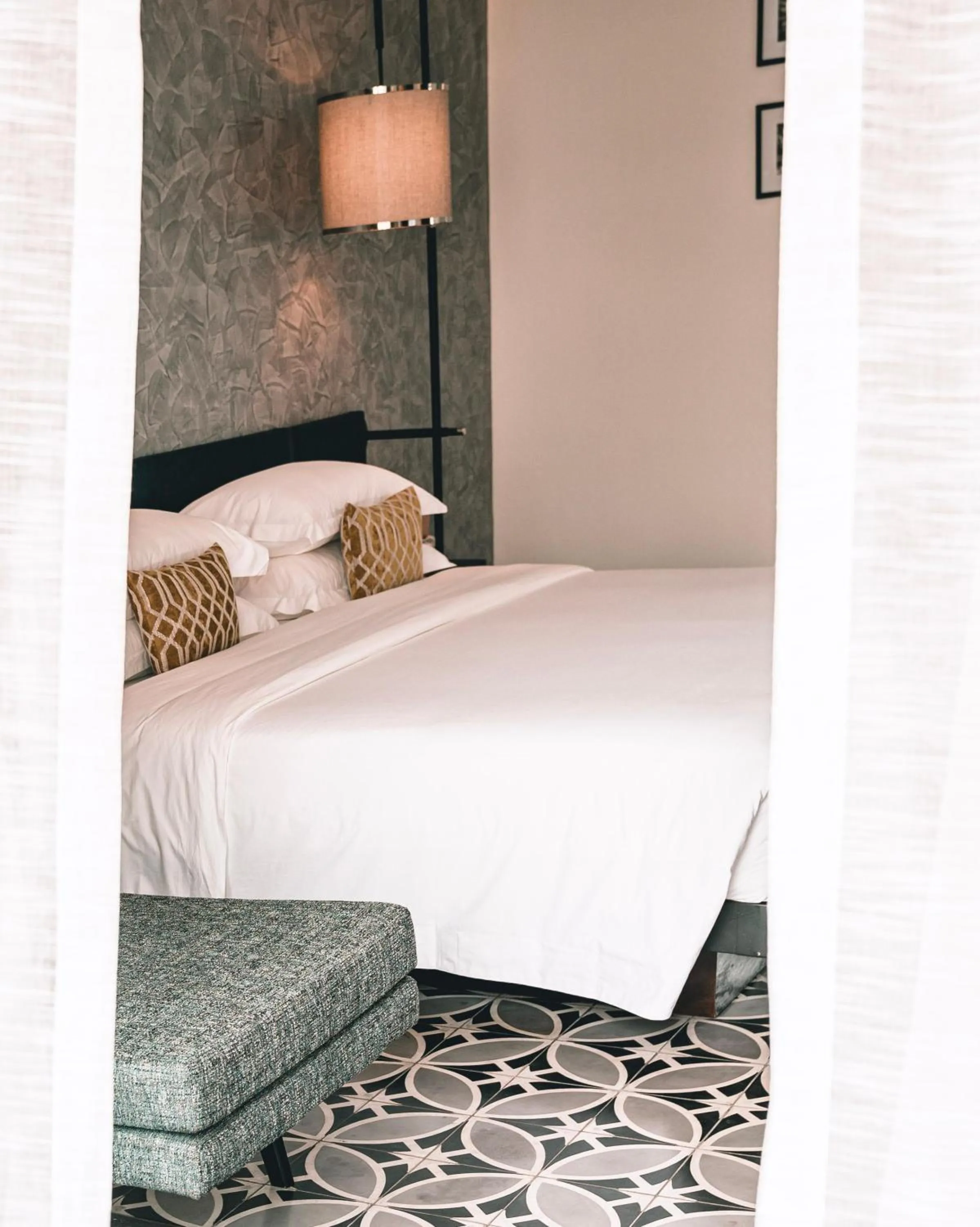 Photo of the whole room, Bed in Hotel Vellita Siem reap