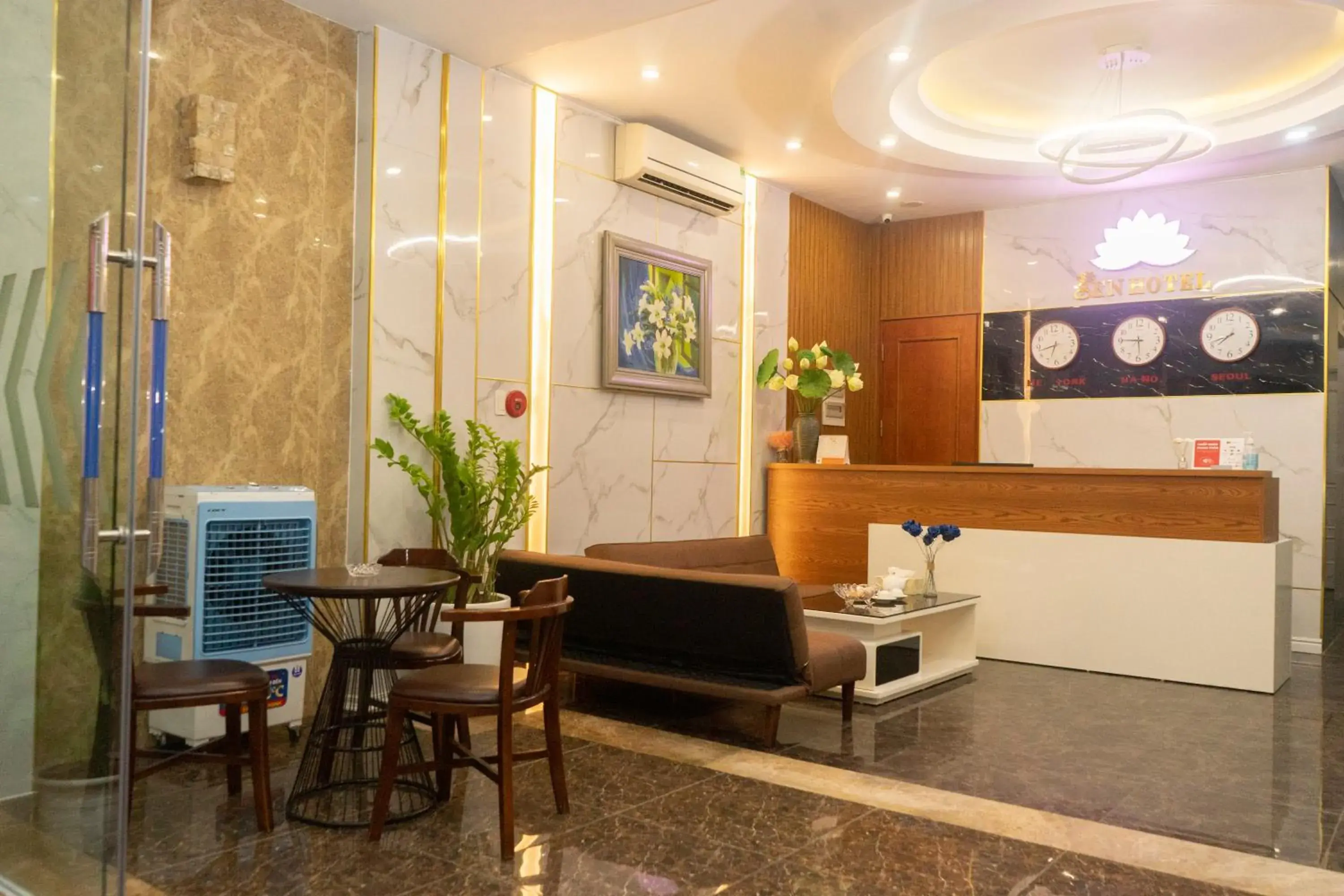 Lobby or reception in Sen Hotel My Dinh Song Da 미딩 Lobby or reception in Sen Hotel My Dinh Song Da 미딩