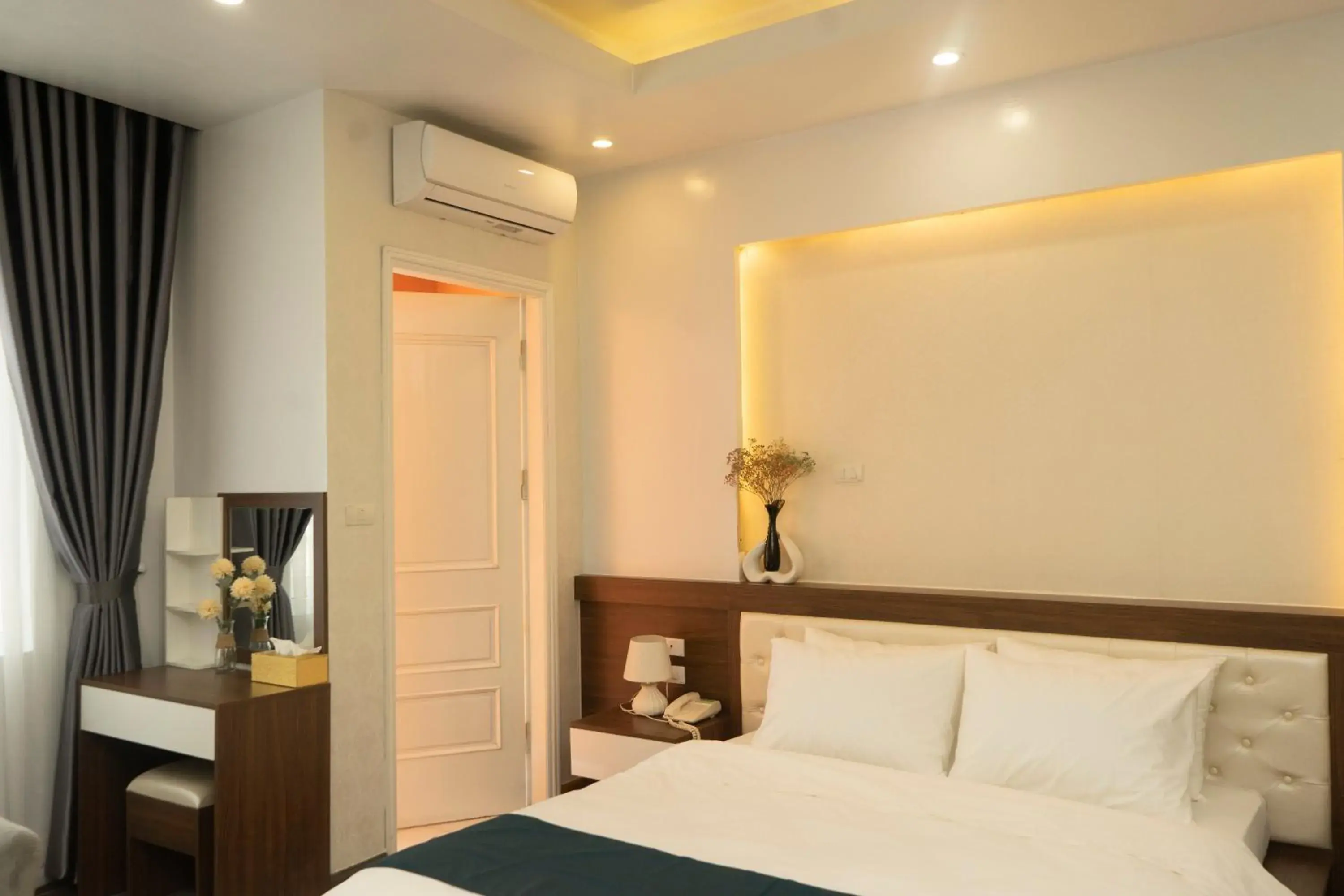 Bedroom, Bed in Sen Hotel My Dinh Song Da 미딩 Bedroom, Bed in Sen Hotel My Dinh Song Da 미딩