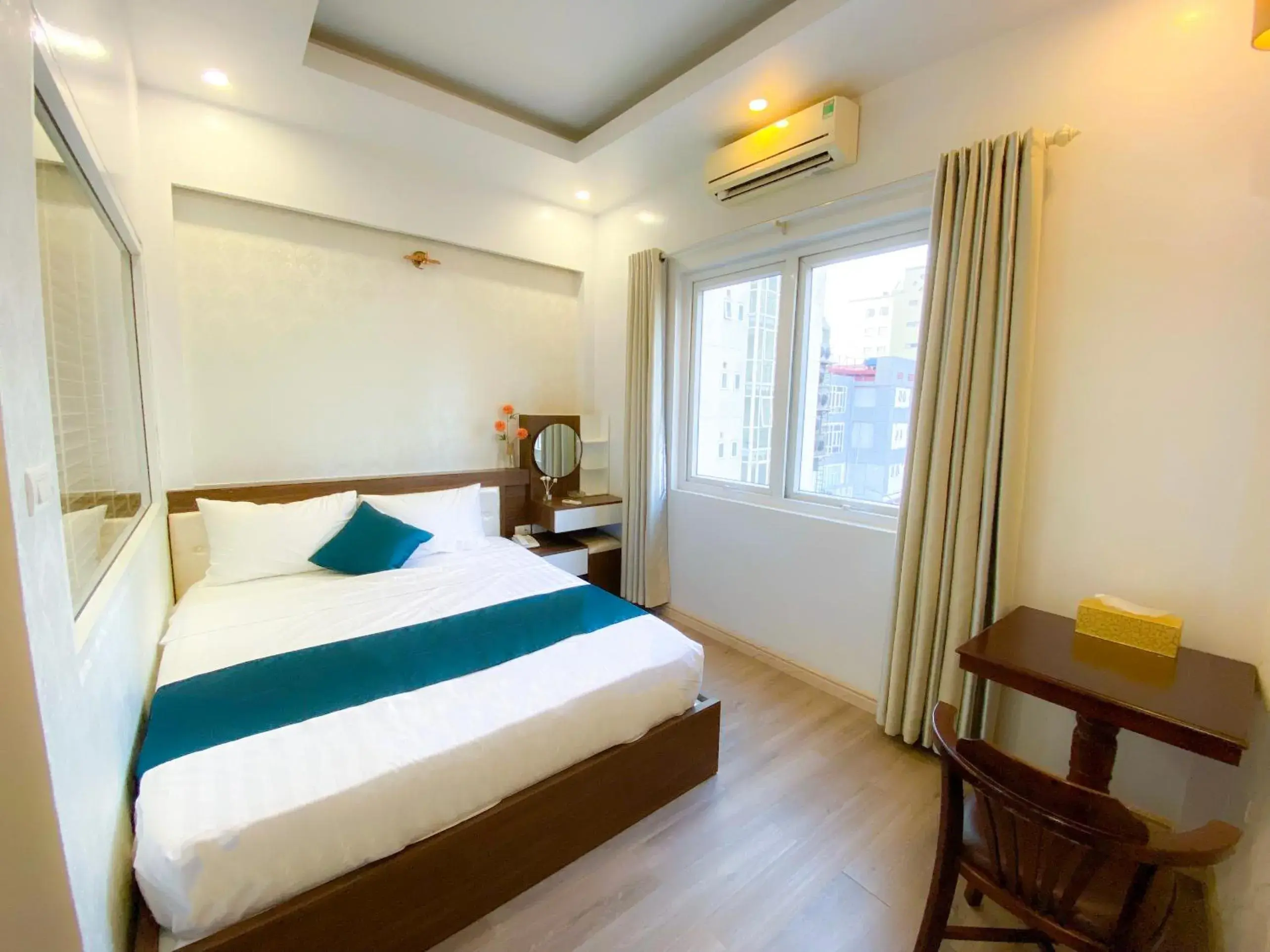 Photo of the whole room, Bed in Sen Hotel My Dinh Song Da 미딩 Photo of the whole room, Bed in Sen Hotel My Dinh Song Da 미딩