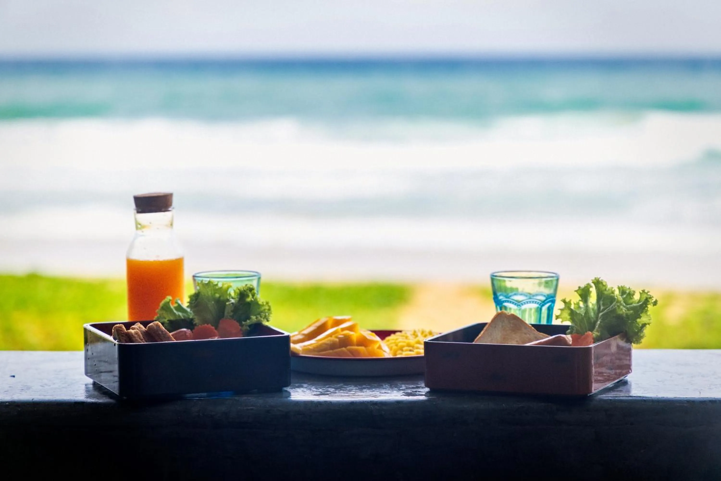 Sealord Naithon Beachfront Villa