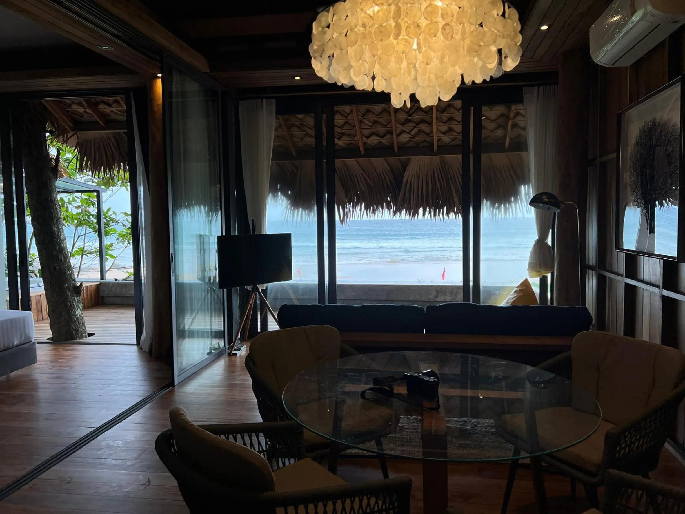 Living room in Sealord Naithon Beachfront Villa